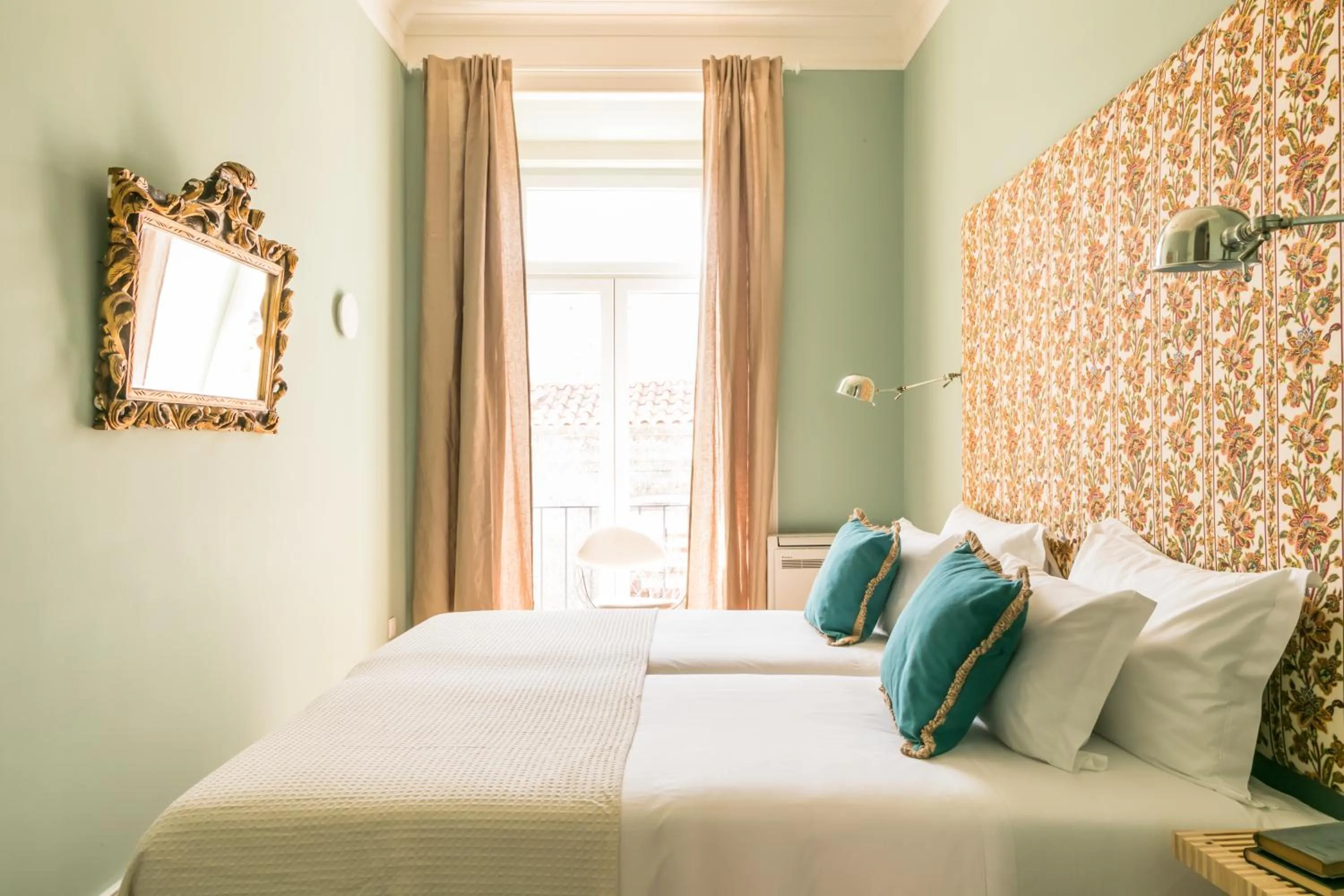 Day, Bed in Almaria - Ex Libris Apartments | Chiado