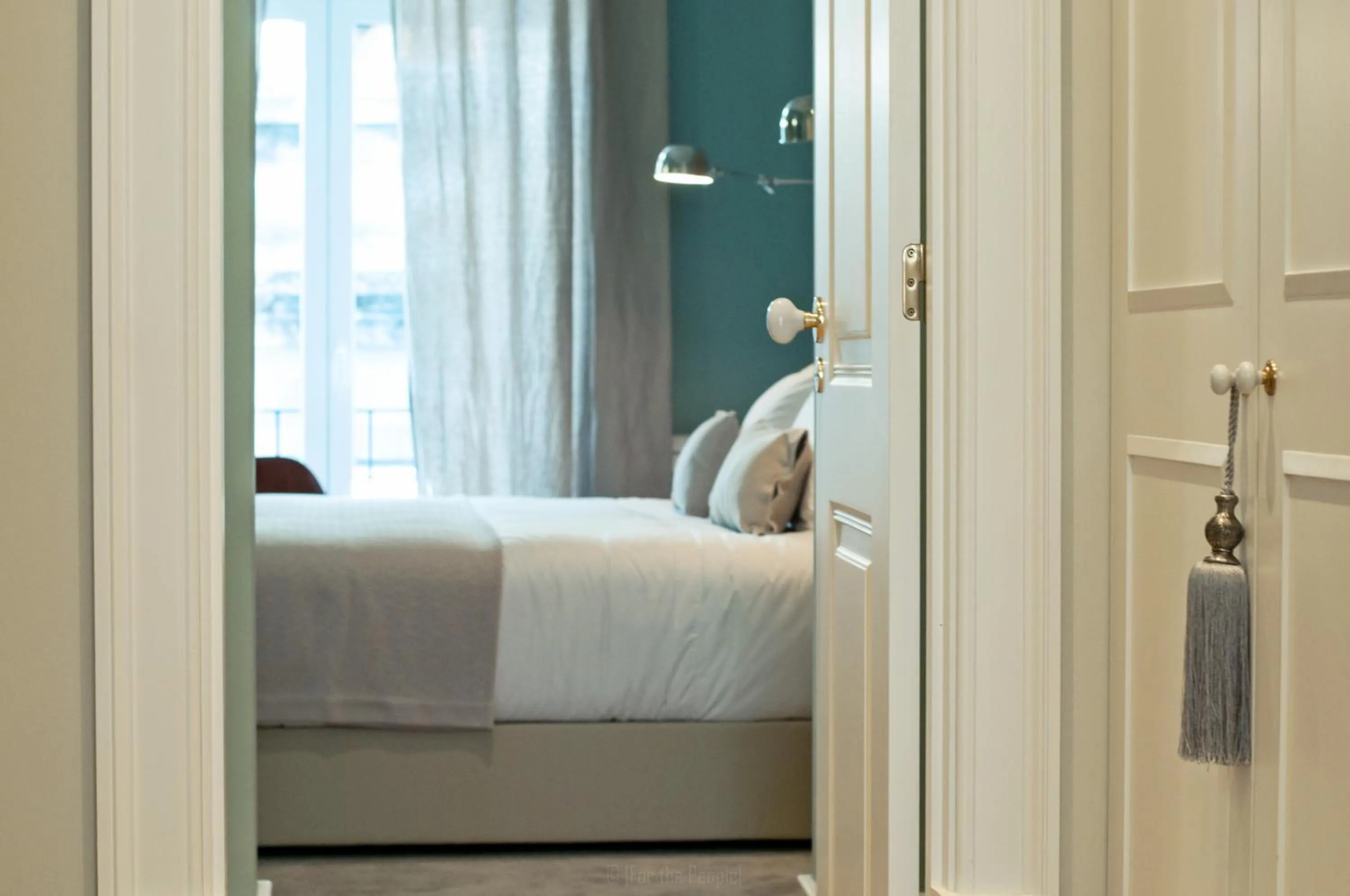 Decorative detail, Bed in Almaria - Ex Libris Apartments | Chiado