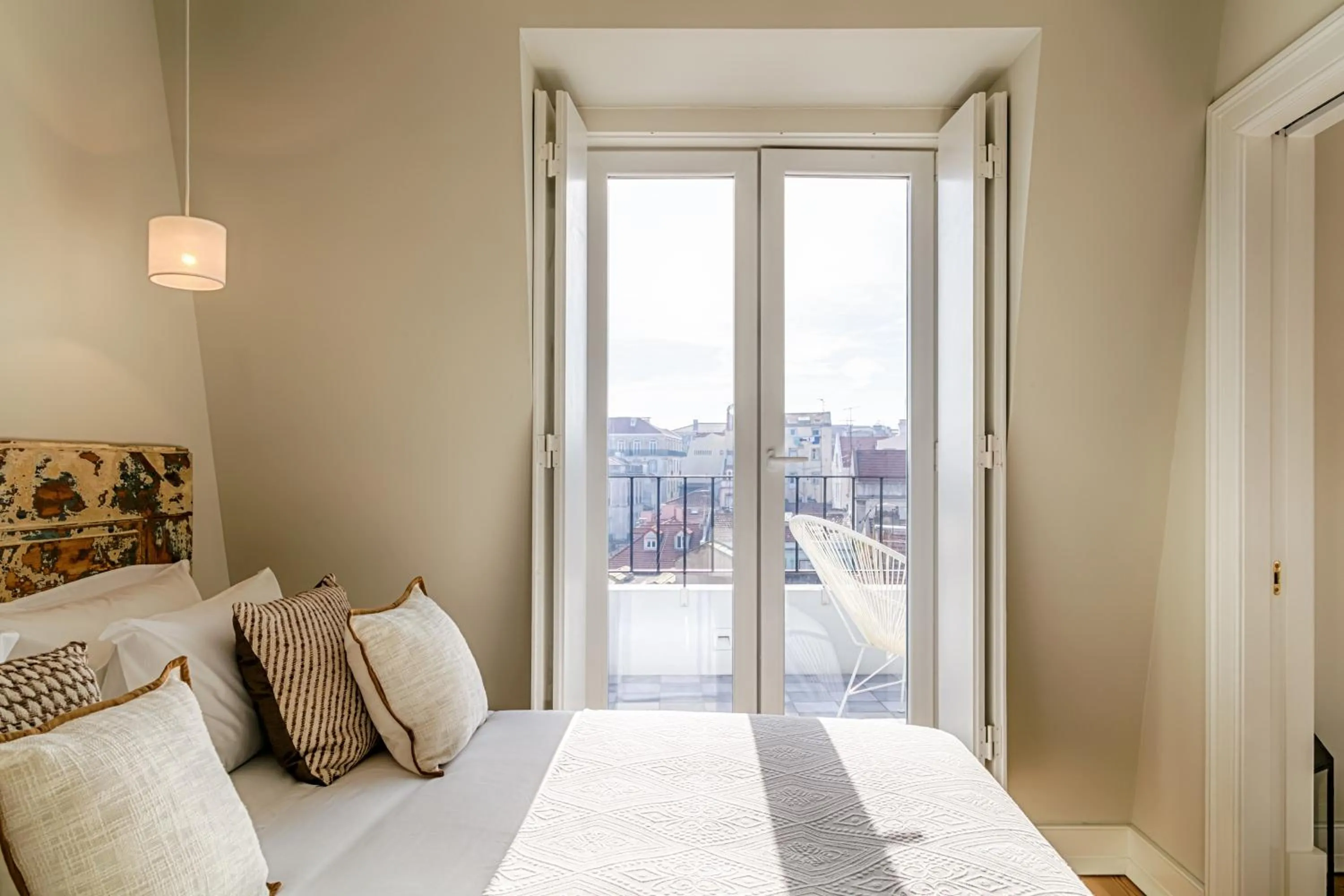 Day, Bed in Almaria - Ex Libris Apartments | Chiado