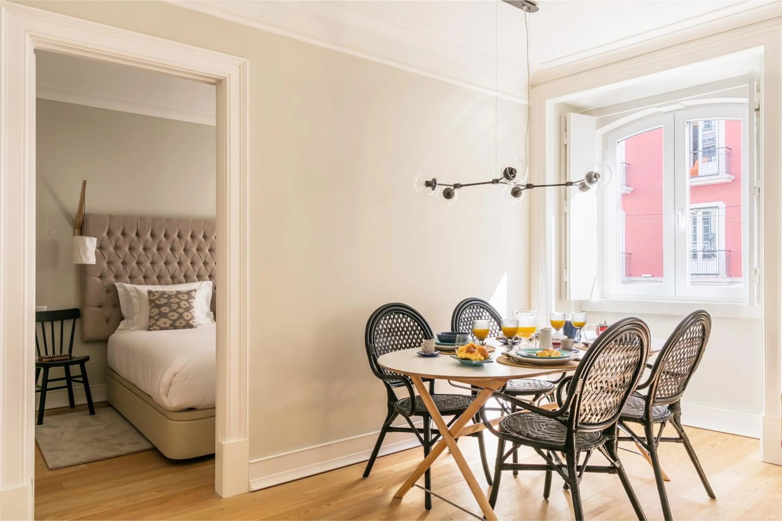 Day, Bed in Almaria - Ex Libris Apartments | Chiado