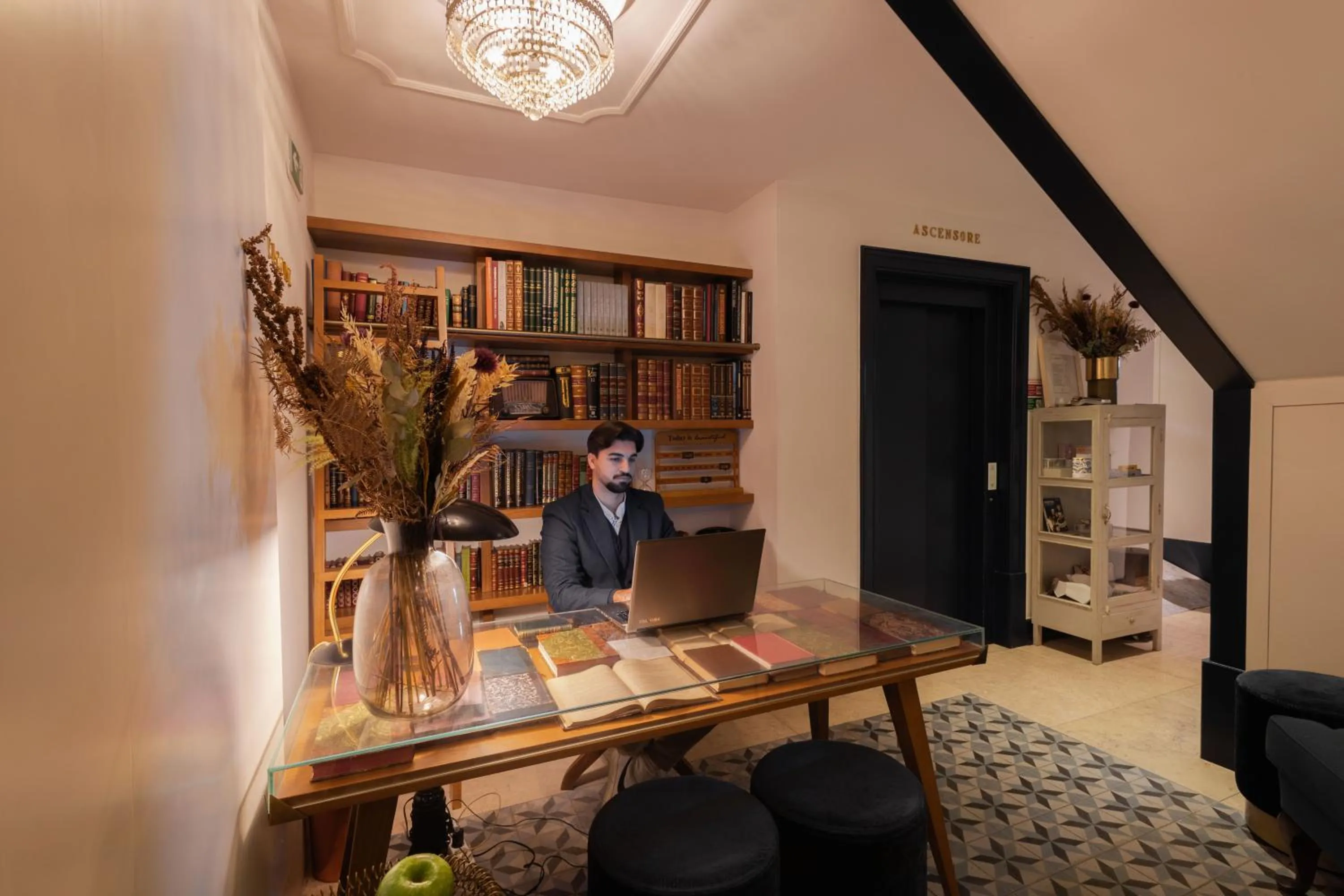 Lobby or reception in Almaria - Ex Libris Apartments | Chiado