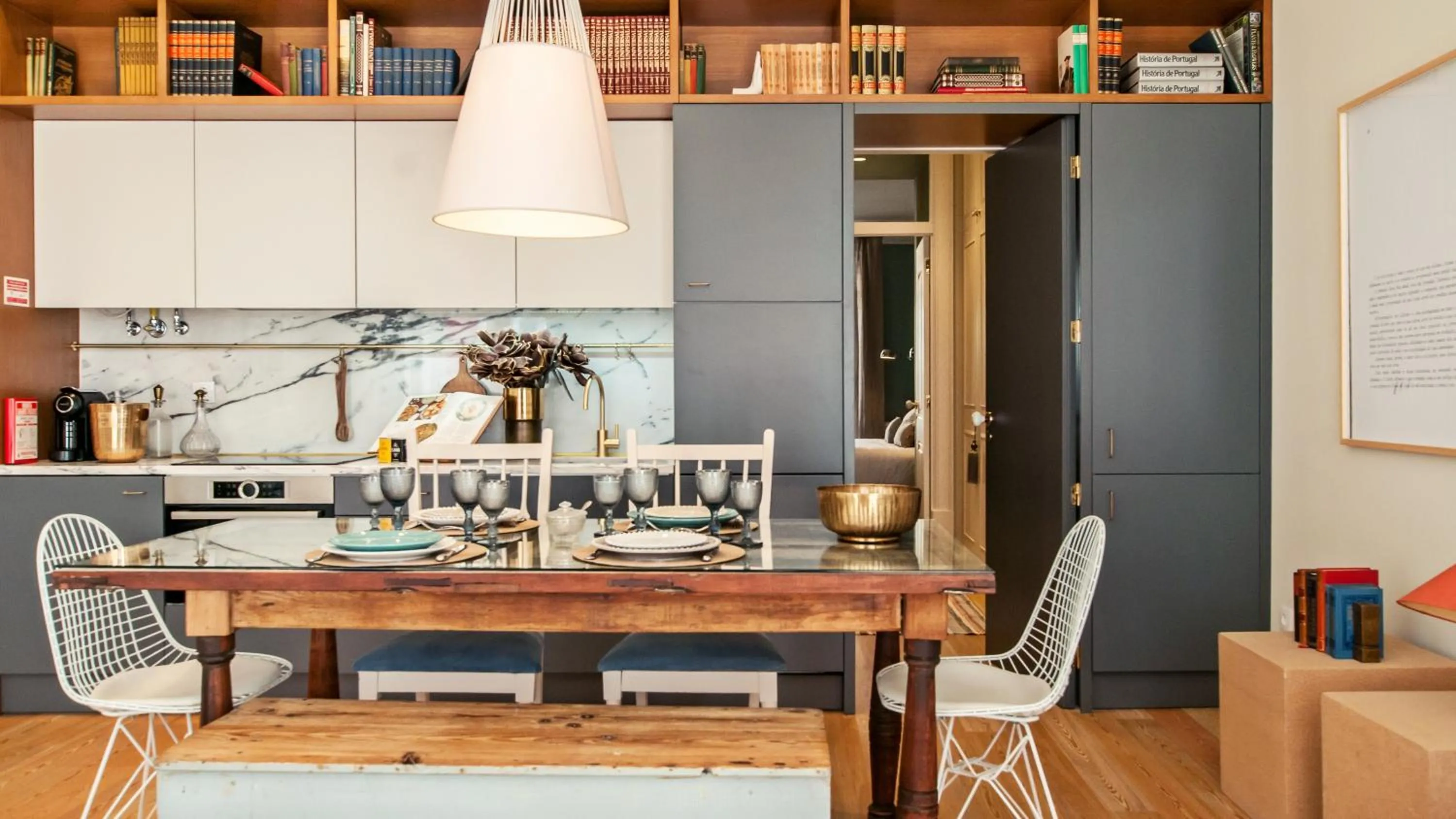 Kitchen or kitchenette in Almaria - Ex Libris Apartments | Chiado