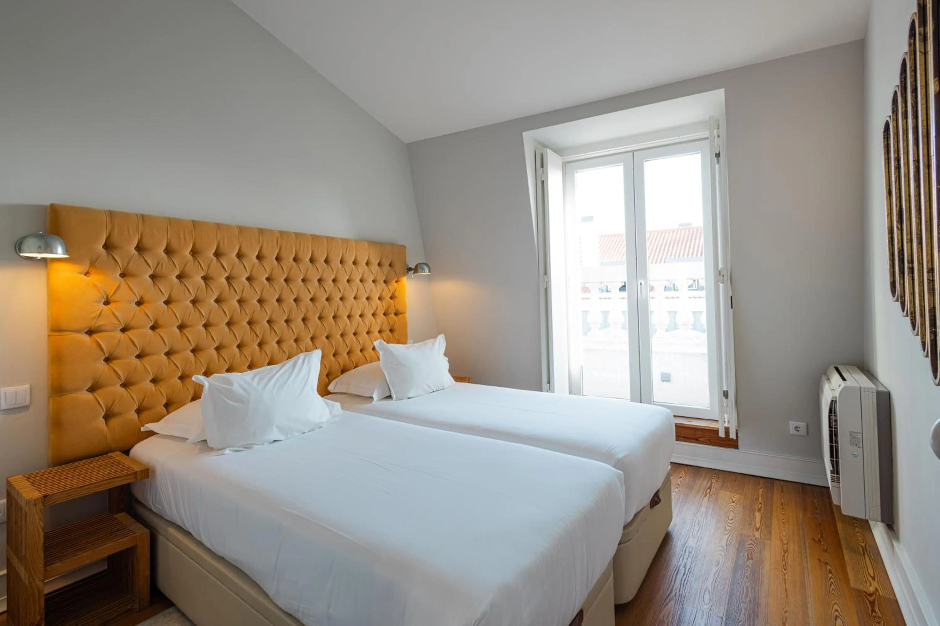 Bedroom, Bed in Almaria - Ex Libris Apartments | Chiado