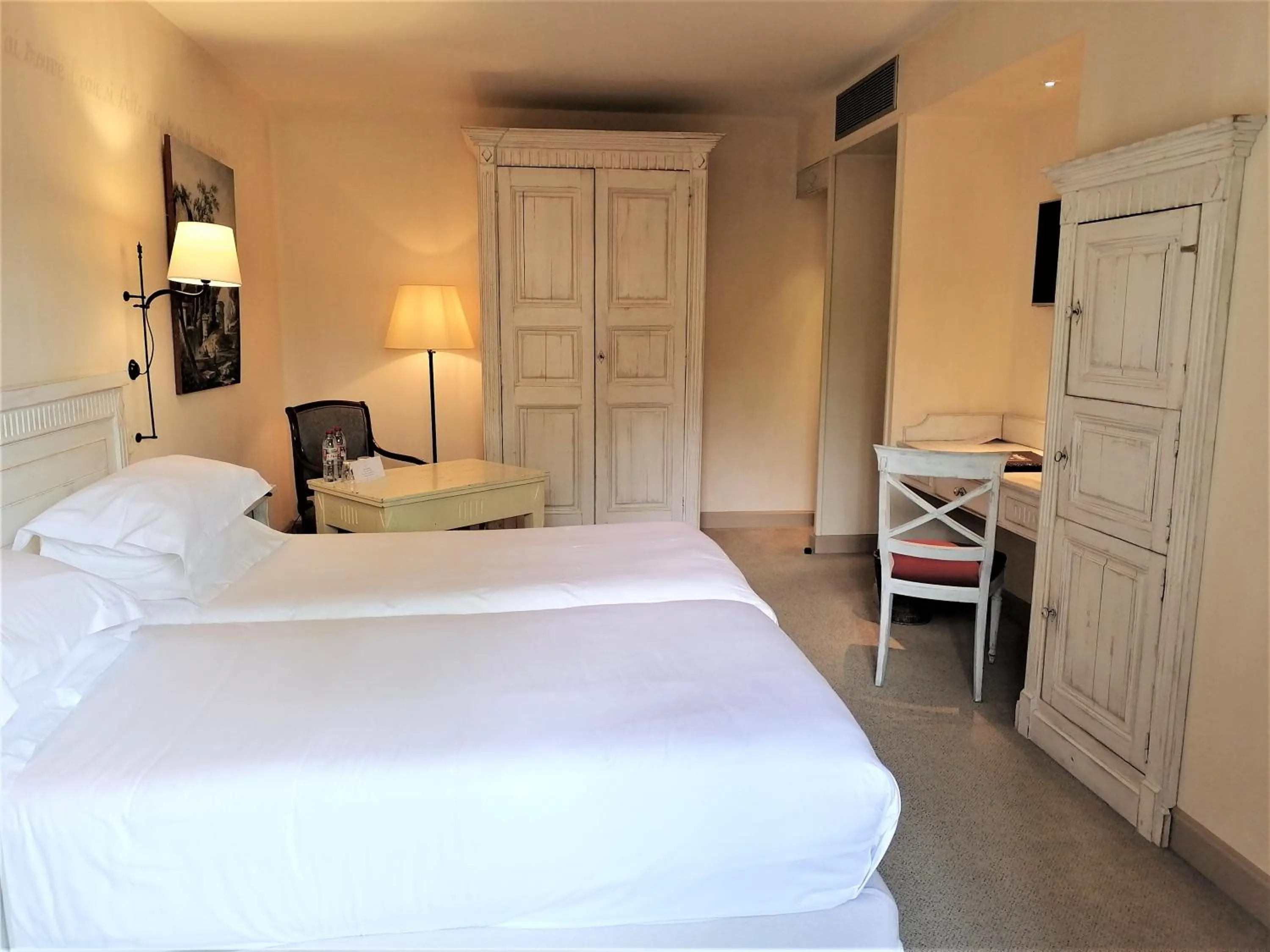 Bed in Domaine de Clairefontaine - Teritoria