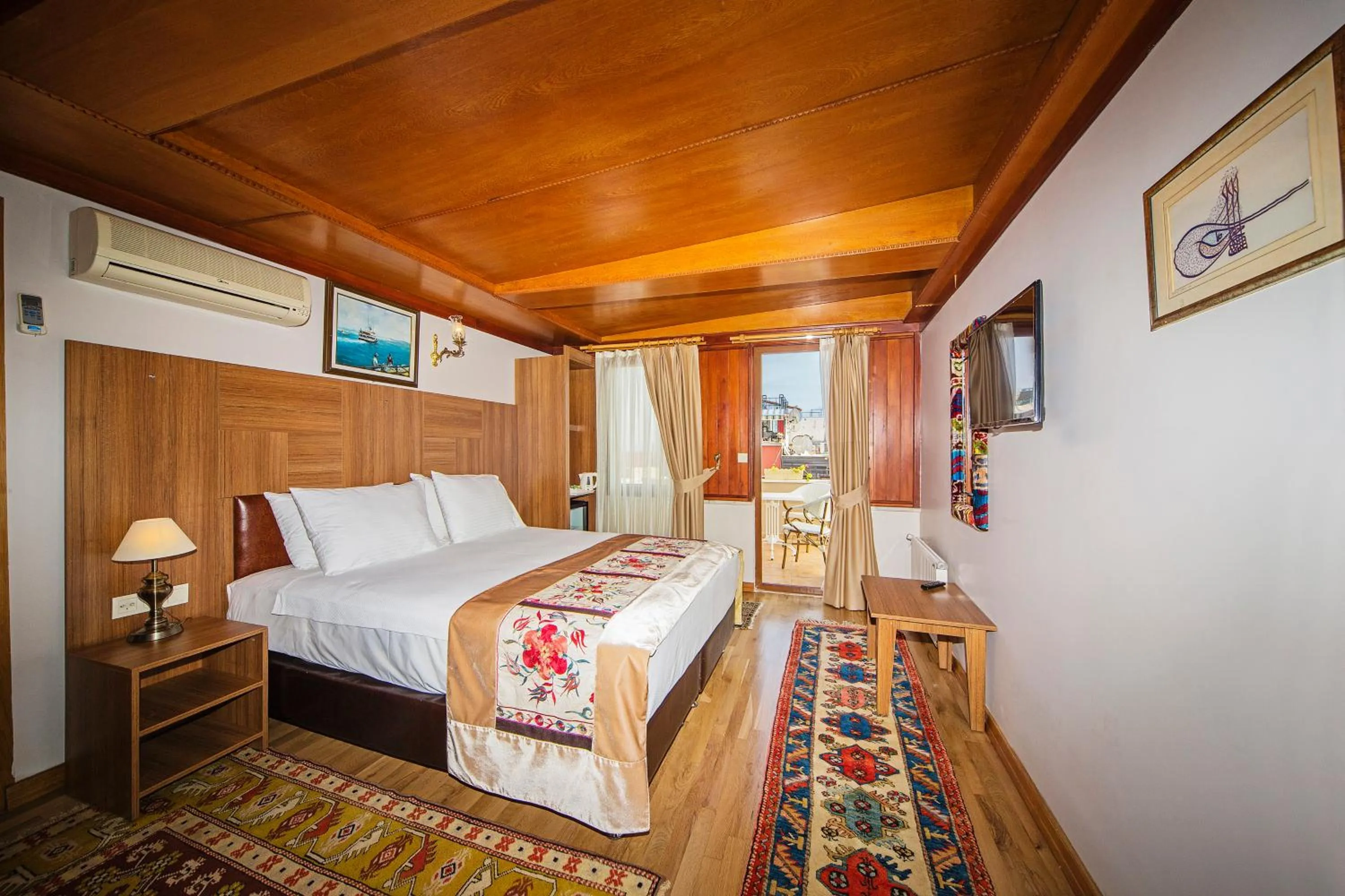 Photo of the whole room, Bed in Apart Hotel Hippodrome