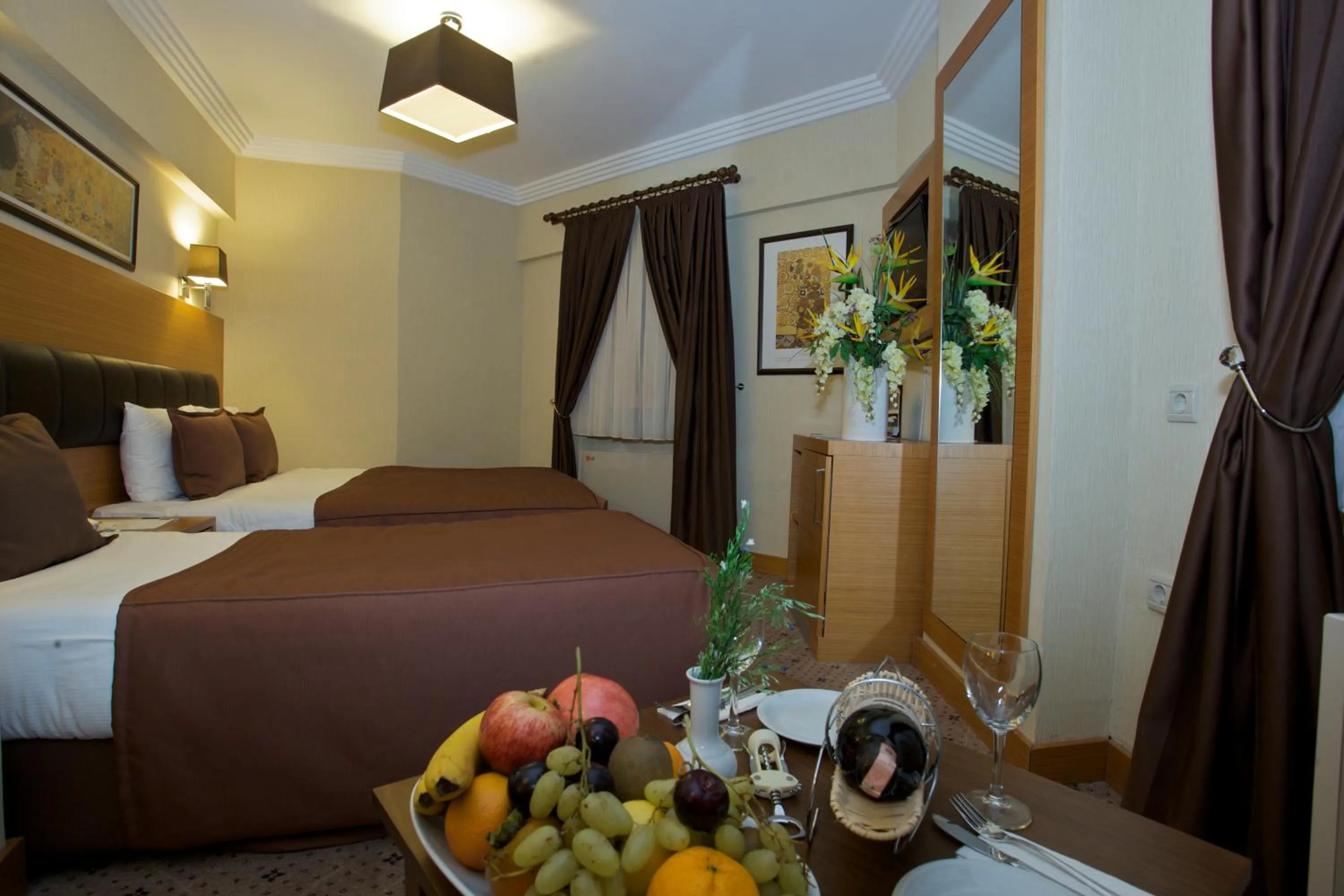 Bed in Mirilayon Hotel - Old Town