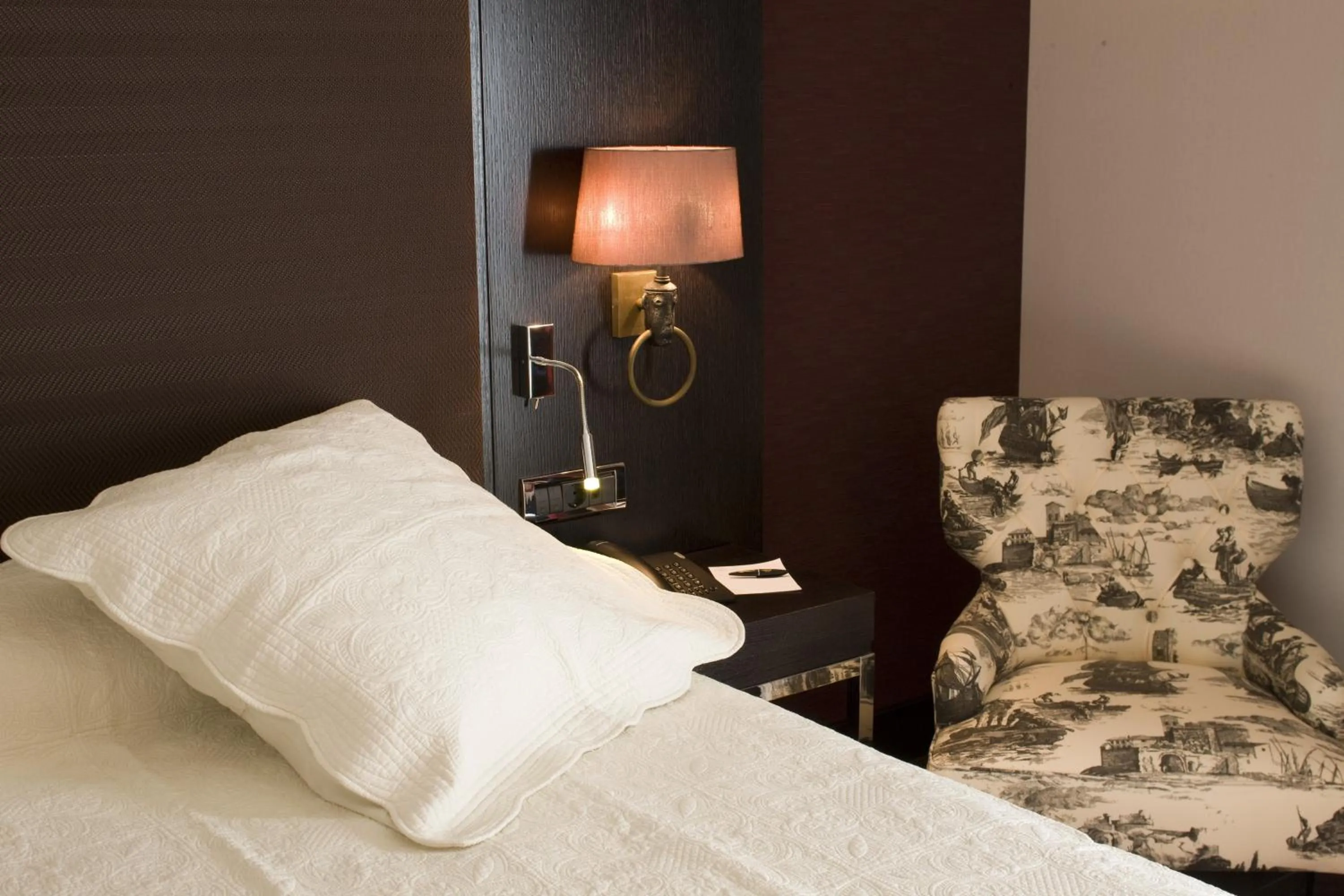 Bedroom, Bed in Hotel Boutique Gareus