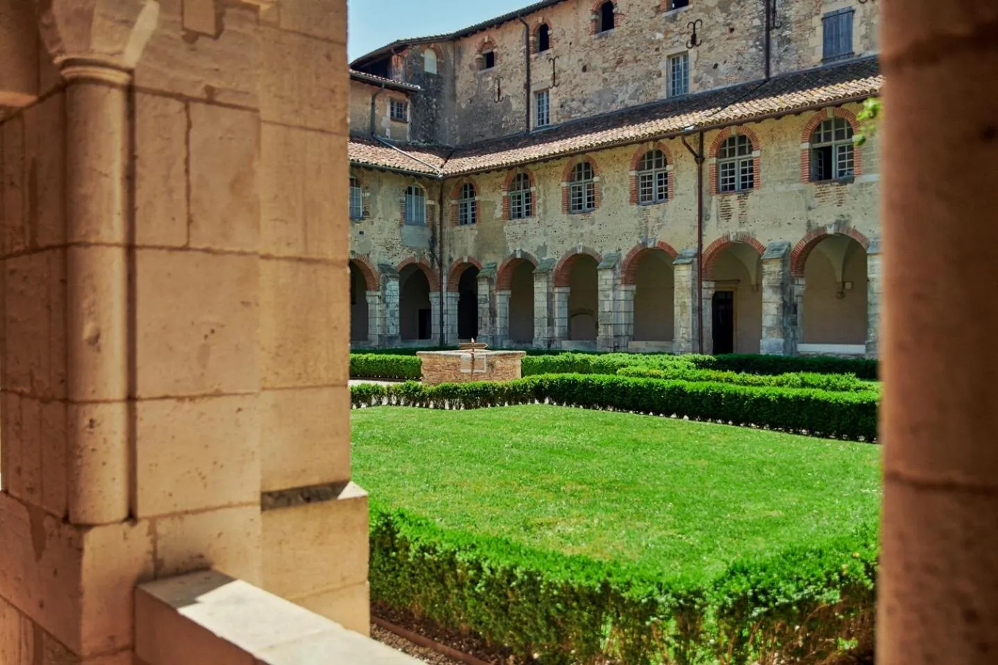 Activities in La Petite Couronne, Ecolodge & Lofts