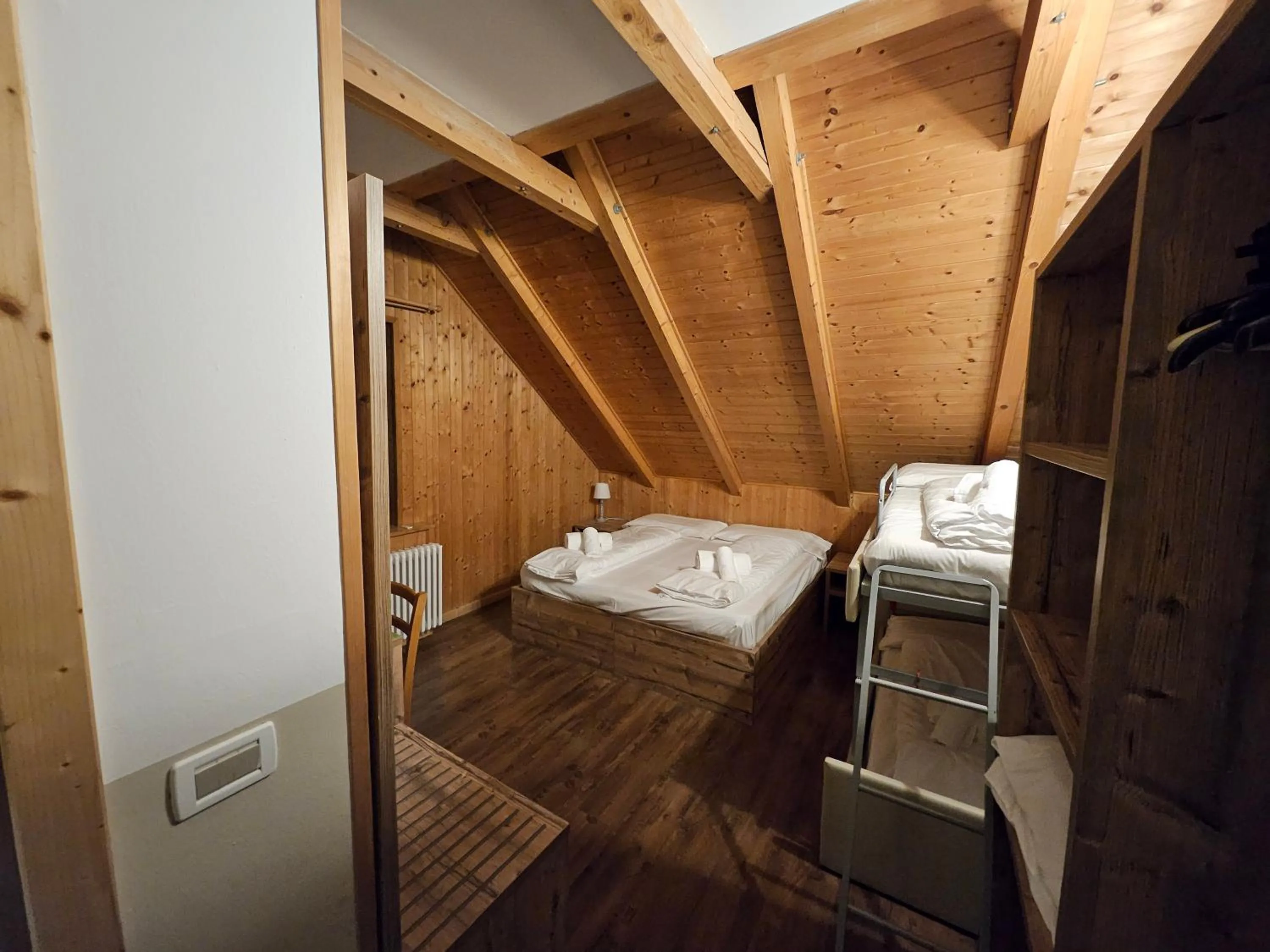 Bedroom, Bed in Hotel Tarvisio Four Seasons