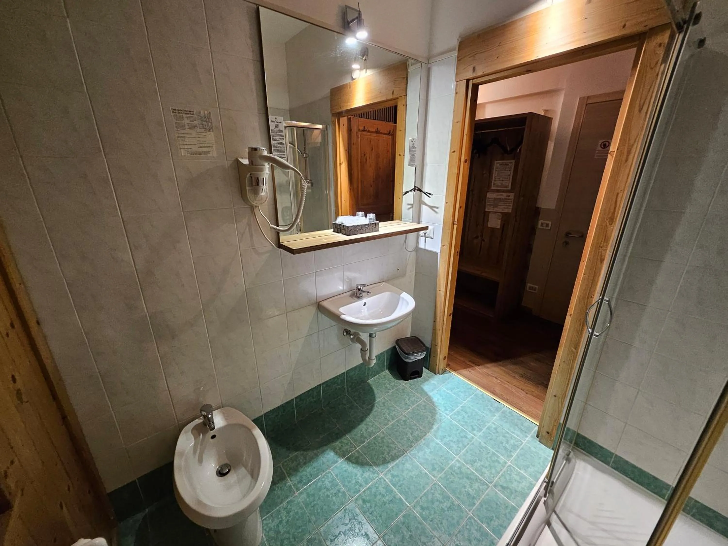 Bathroom in Hotel Tarvisio Four Seasons