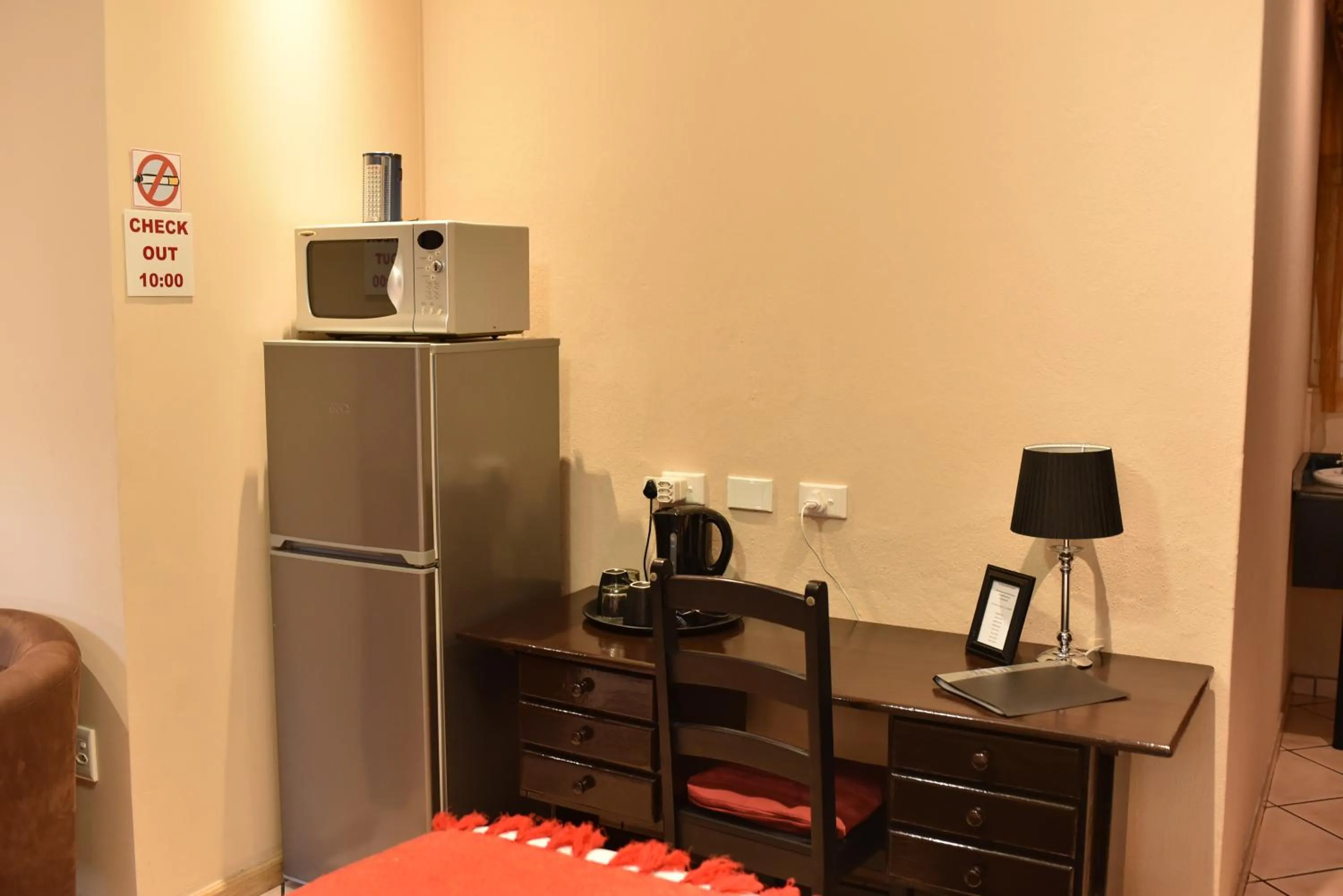 Coffee/tea facilities in The Cedars Bed and Breakfast