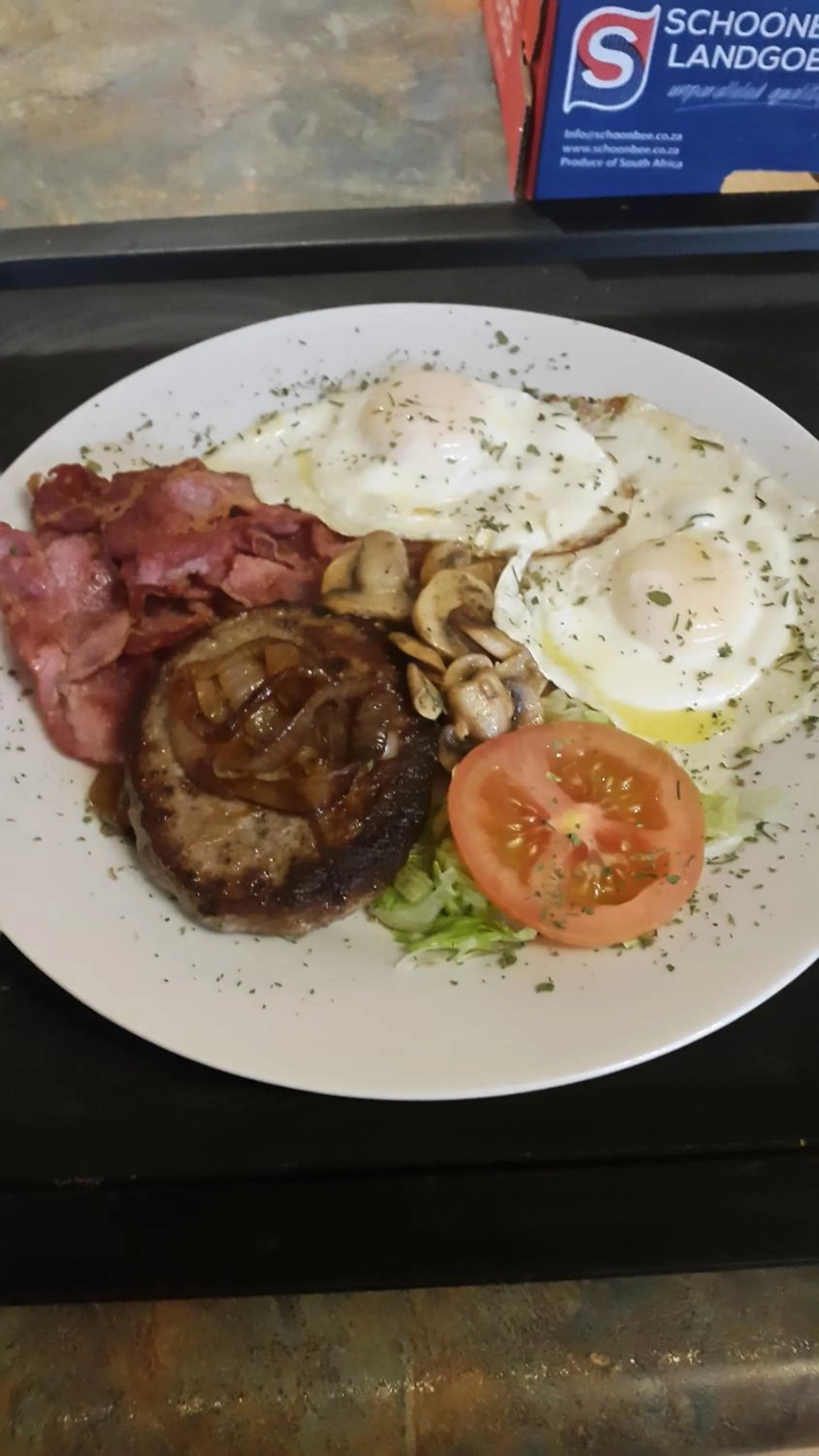 English/Irish breakfast in The Cedars Bed and Breakfast