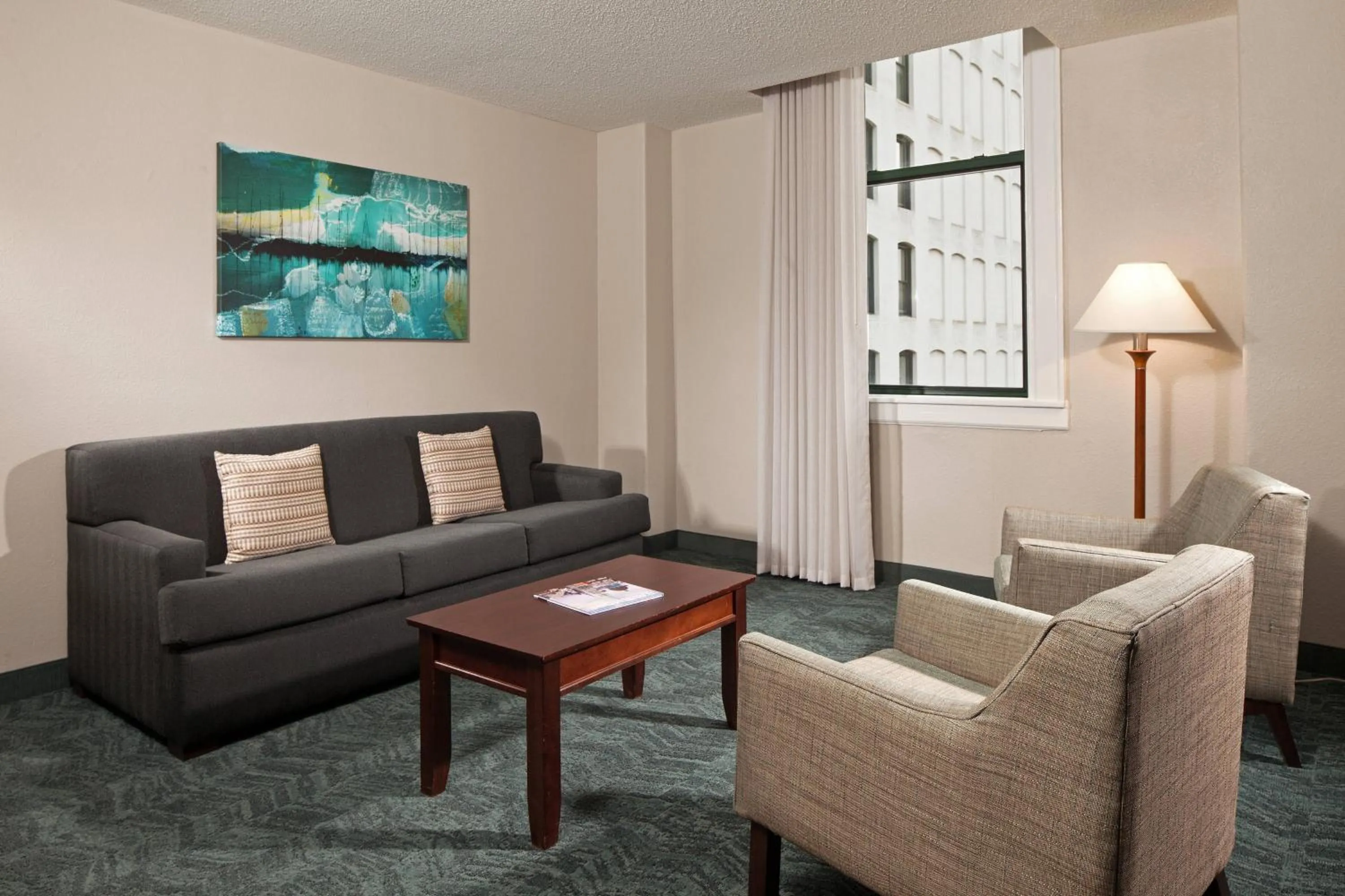 Living room in SpringHill Suites by Marriott Baltimore Downtown/Inner Harbor