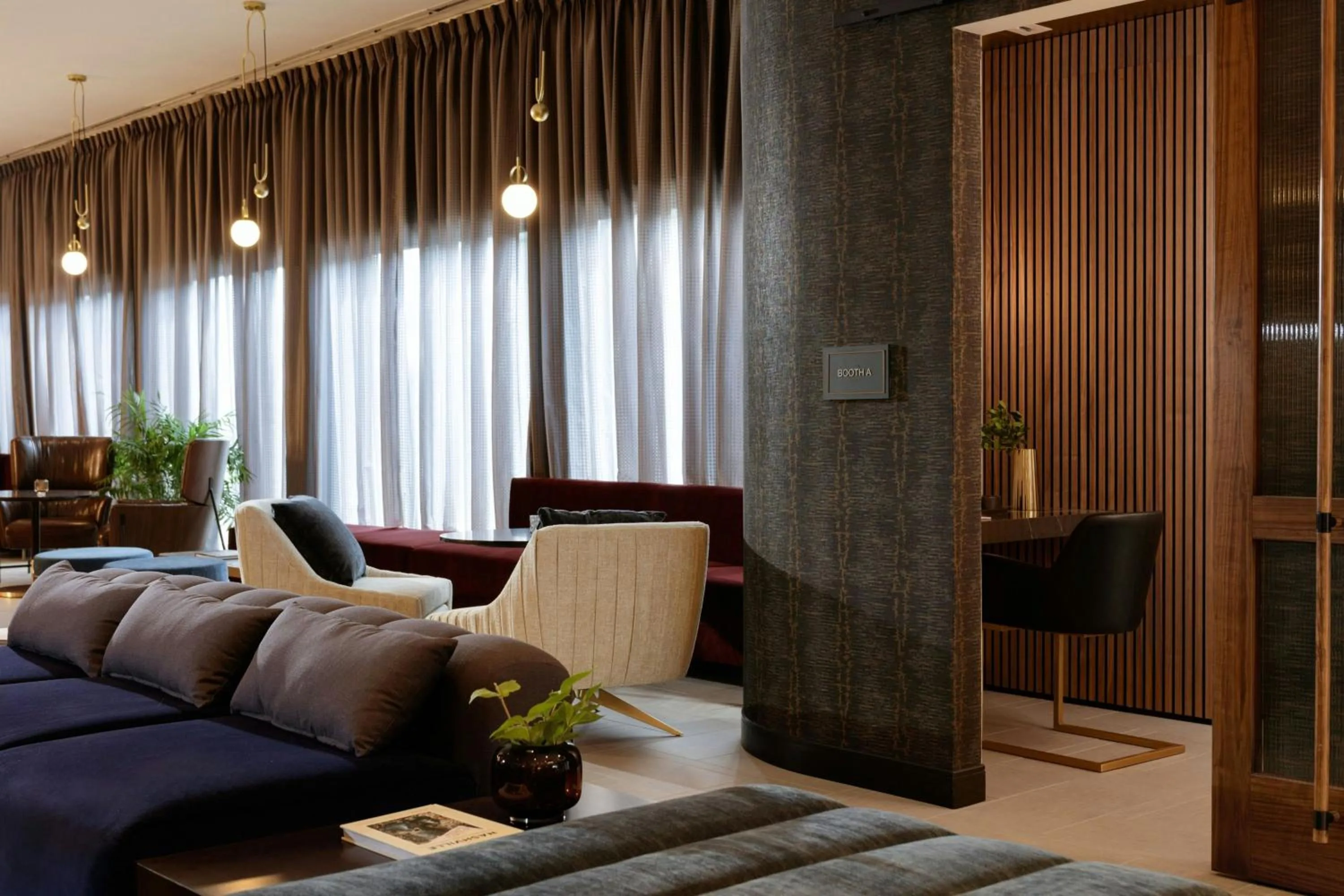 Restaurant/places to eat in Sheraton Nashville Brentwood