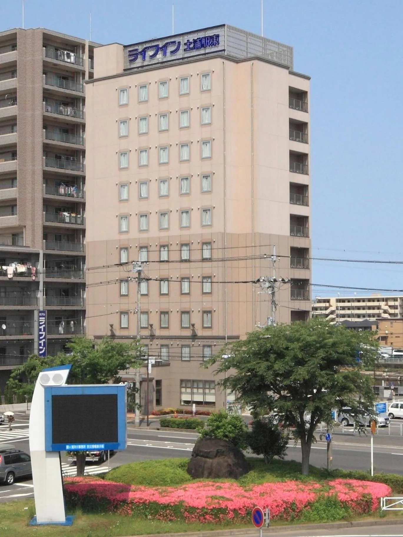 Facade/entrance in Crown Hills Tsuchiuraekihigashi