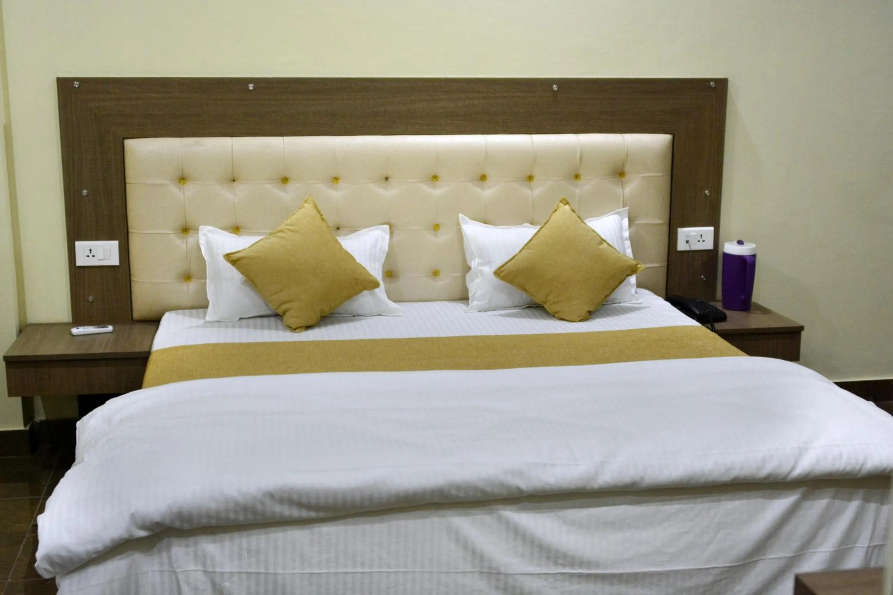 Bed in Hotel Trihari