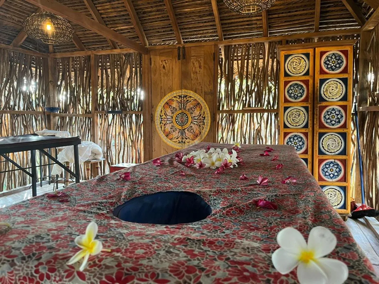 Massage, Bed in Amanta Beach