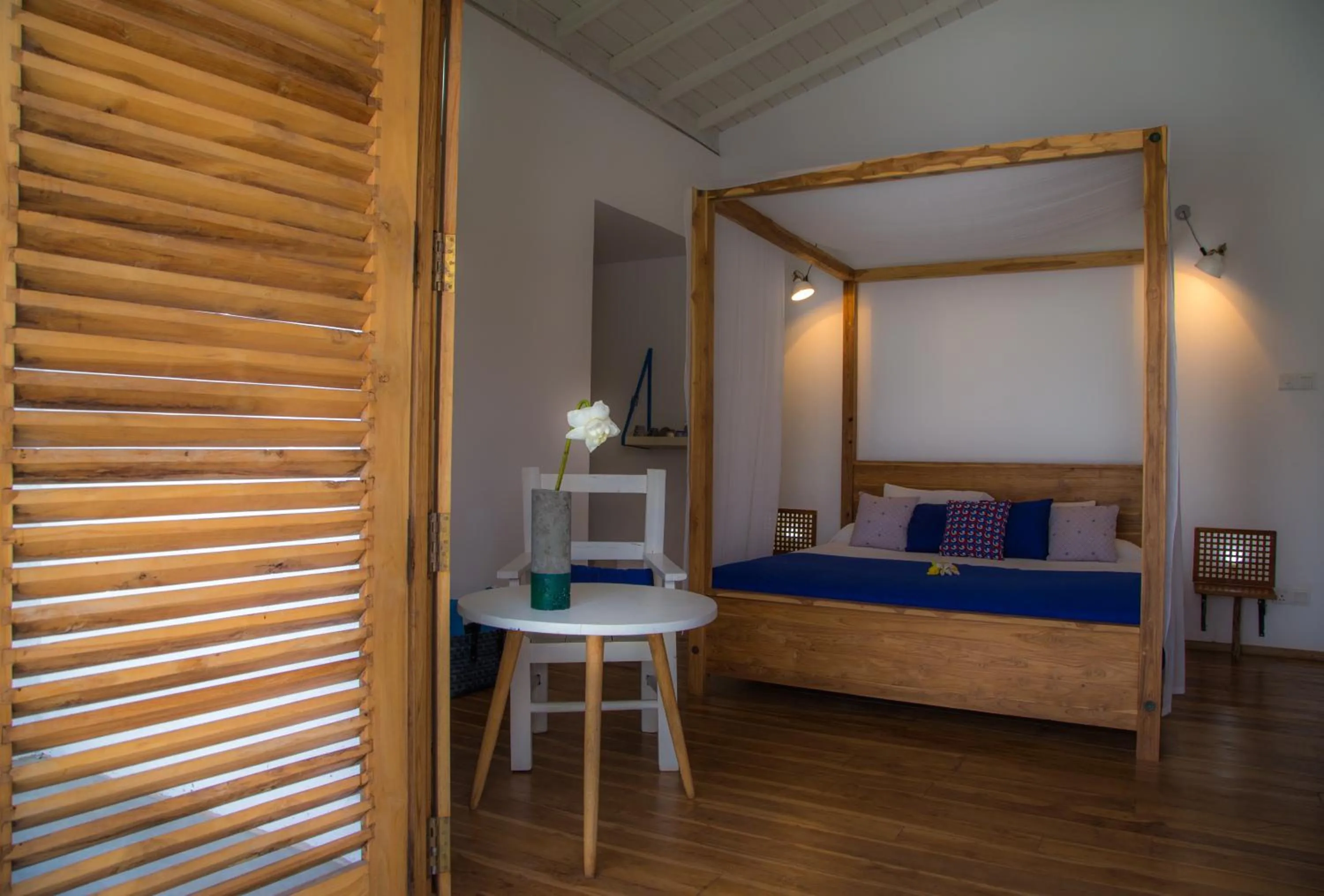 Photo of the whole room, Bed in Amanta Beach