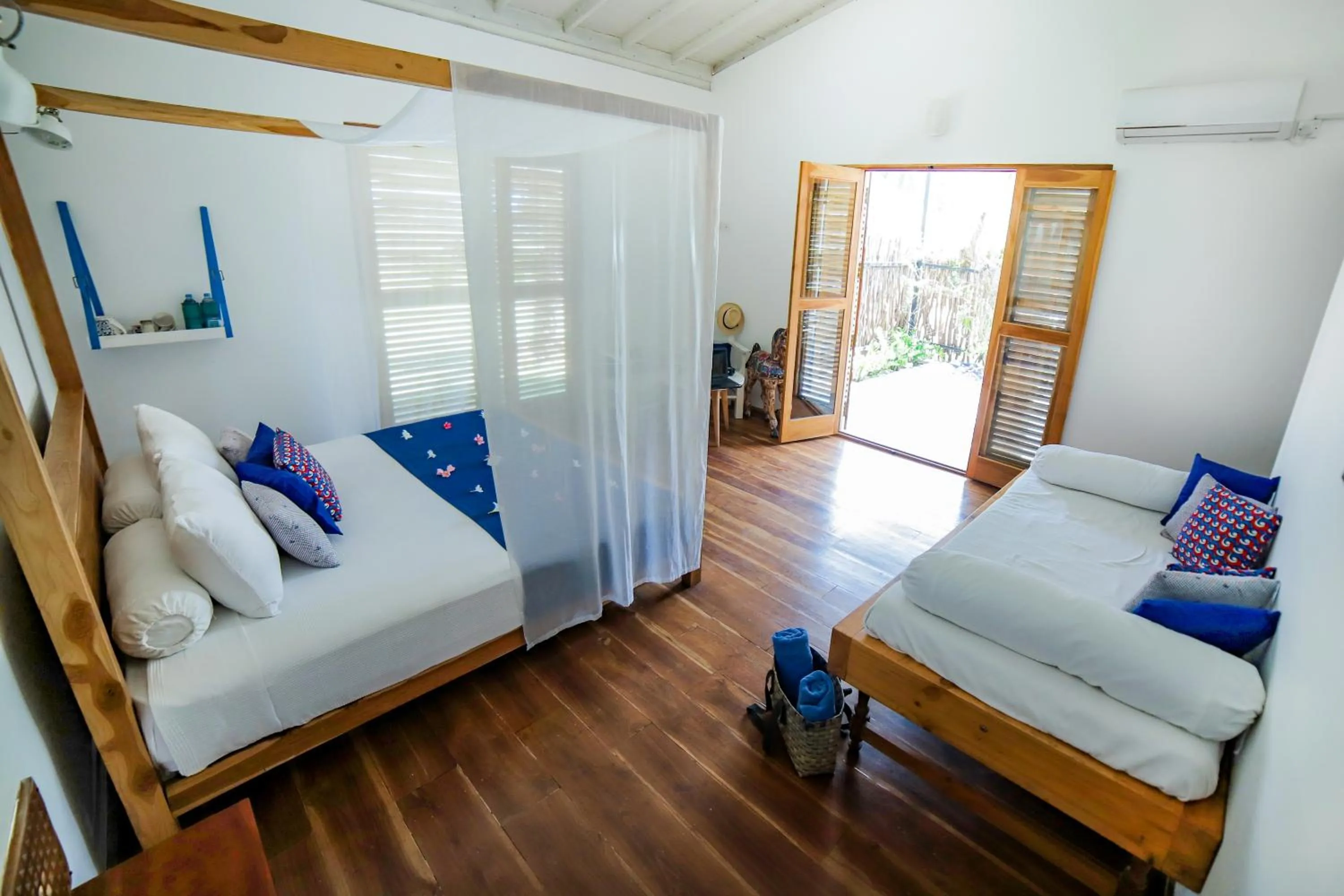Photo of the whole room, Bed in Amanta Beach