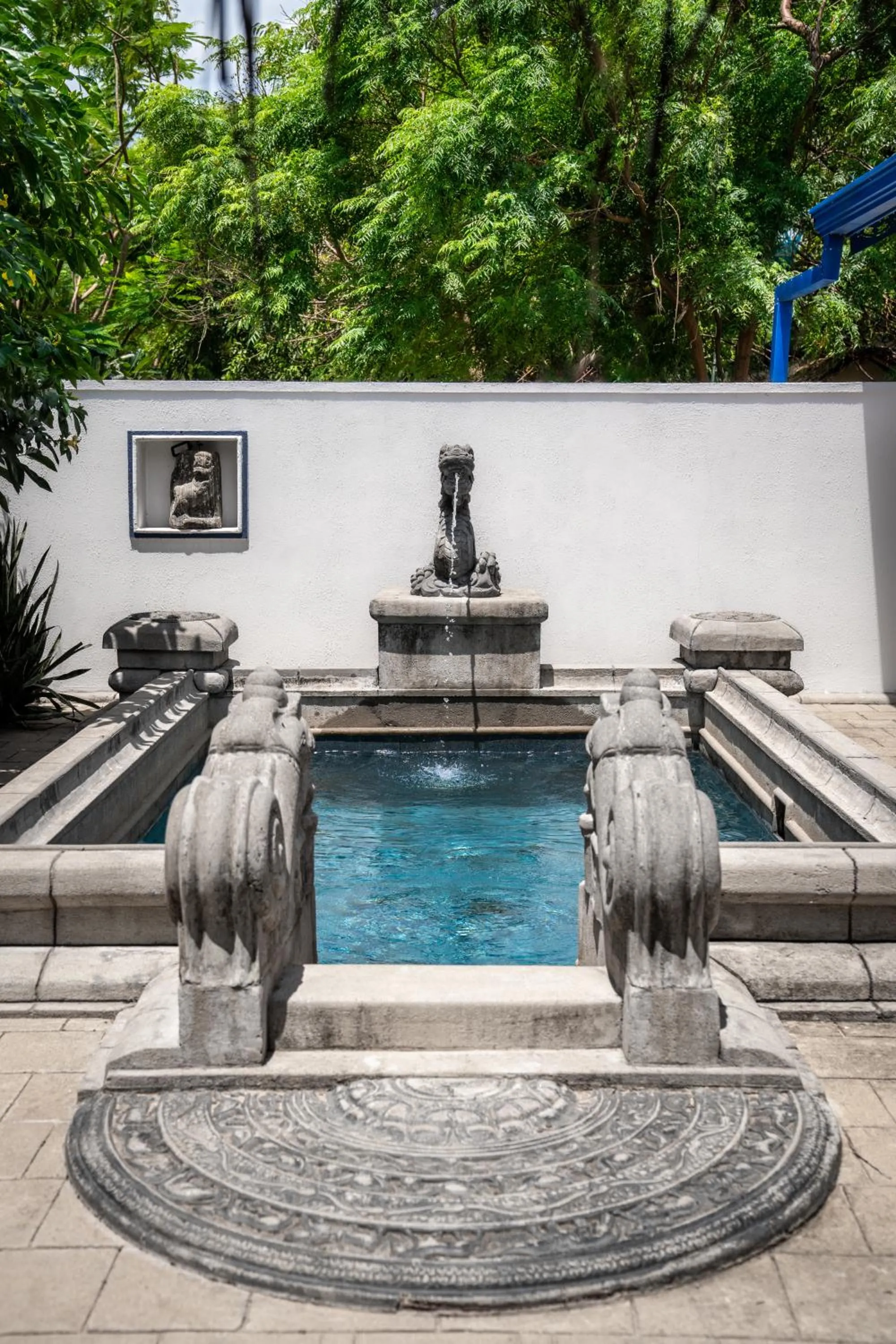 Swimming pool in Amanta Beach