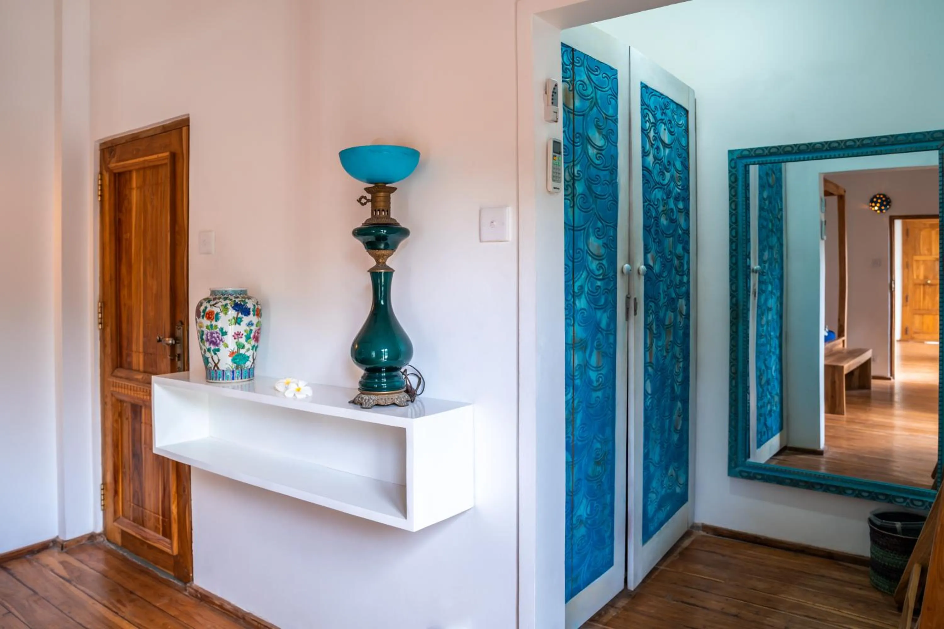 Decorative detail in Amanta Beach