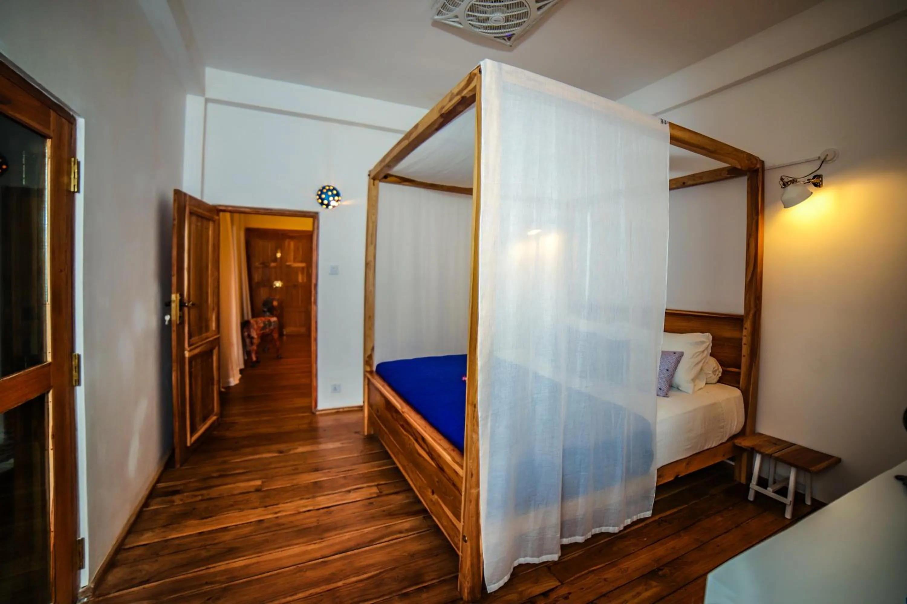 Photo of the whole room, Bed in Amanta Beach