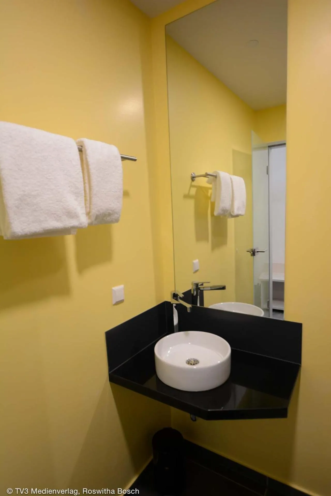 Bathroom in Hostel Art & Style