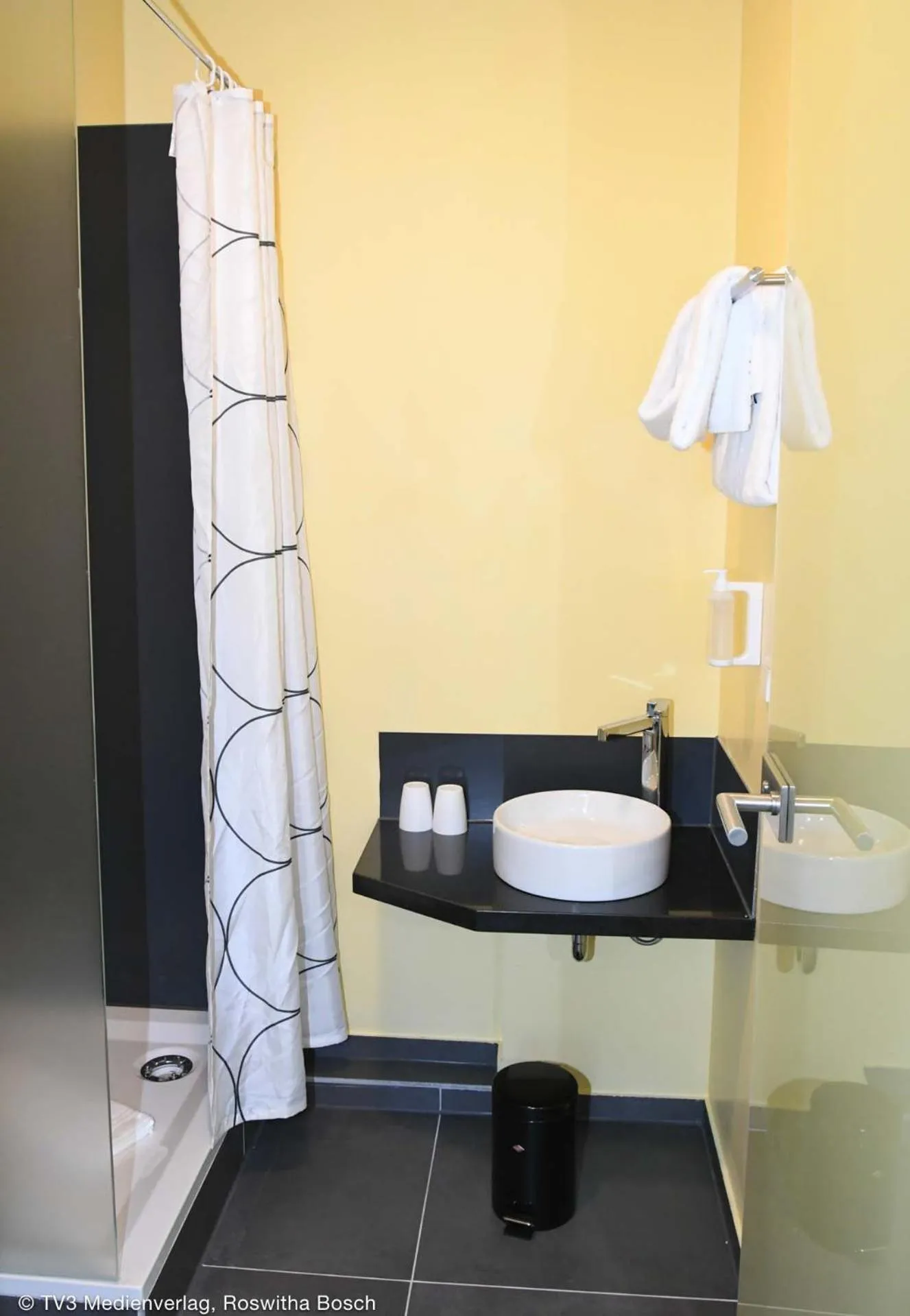 Other in Hostel Art & Style