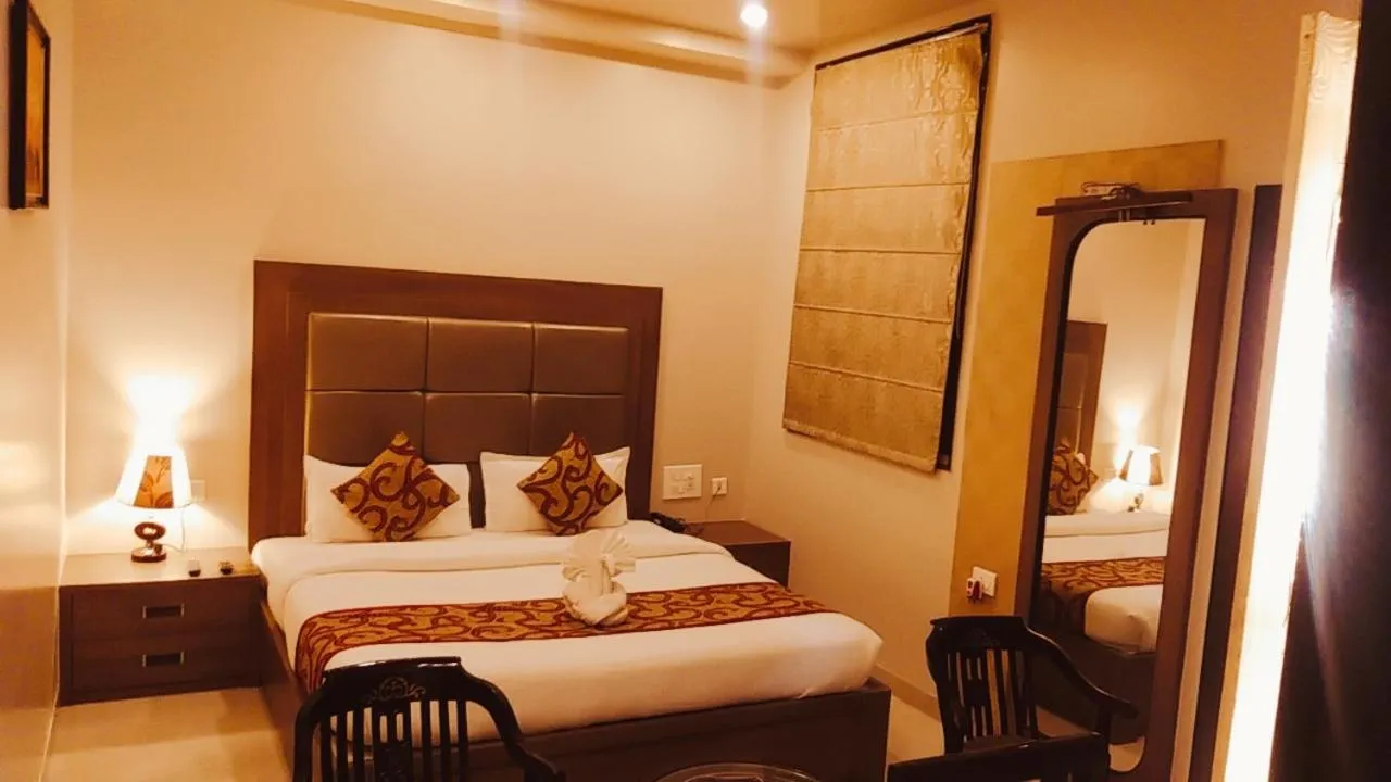 Other, Bed in Hotel Ozas Grand