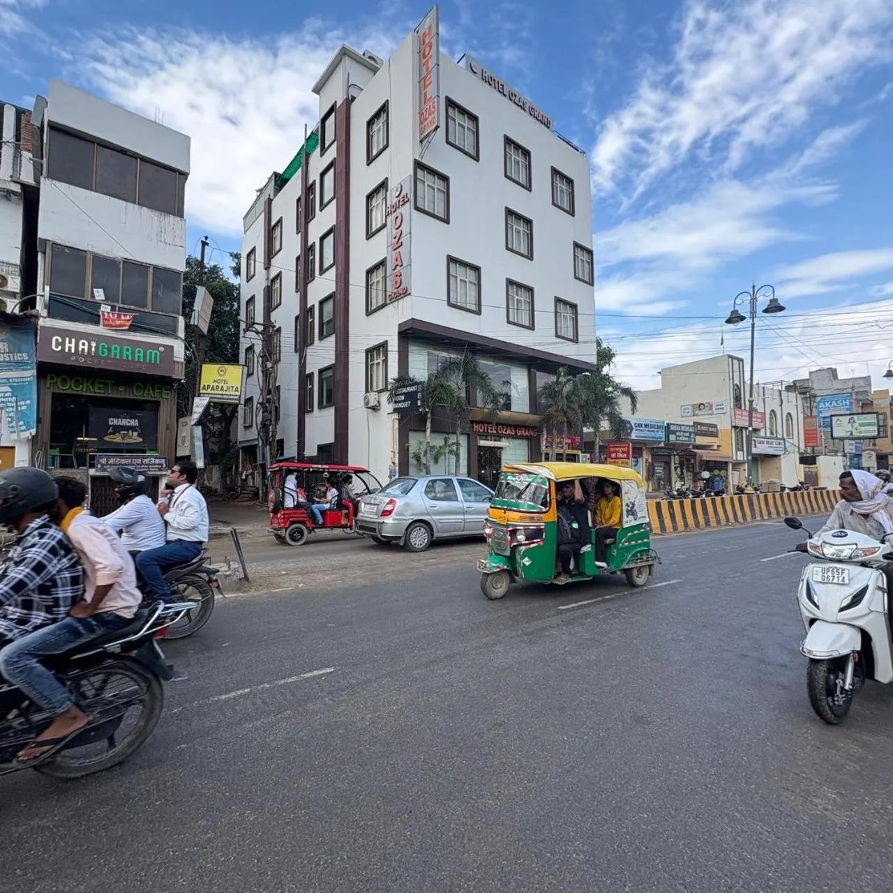 Street view in Hotel Ozas Grand