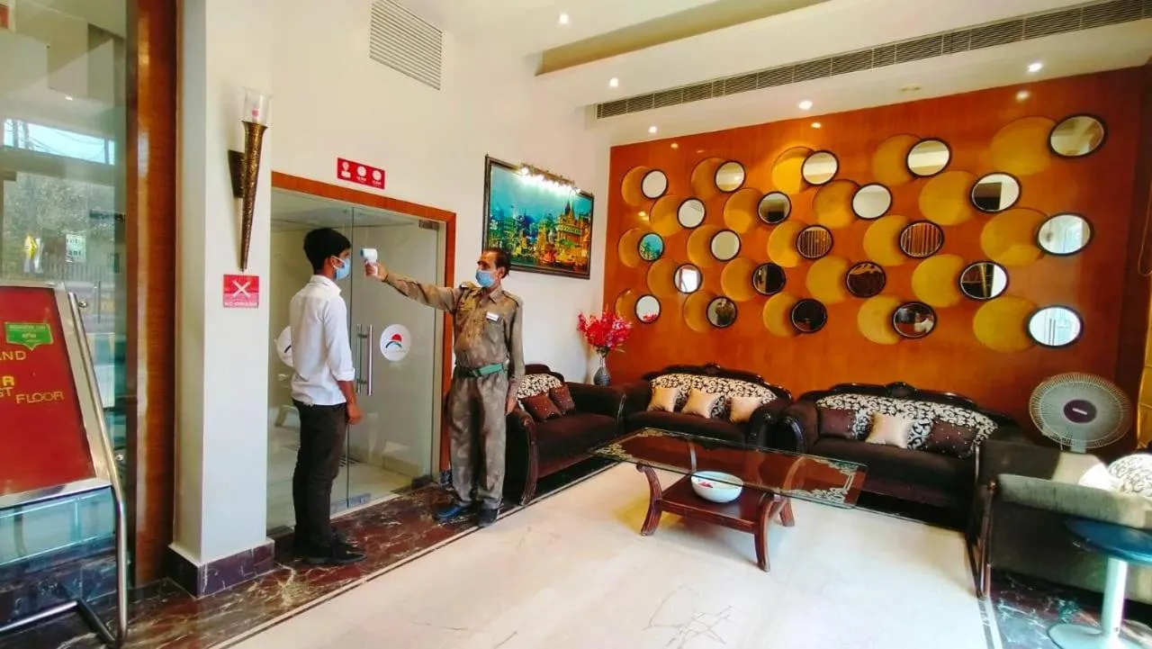 Lobby or reception in Hotel Ozas Grand