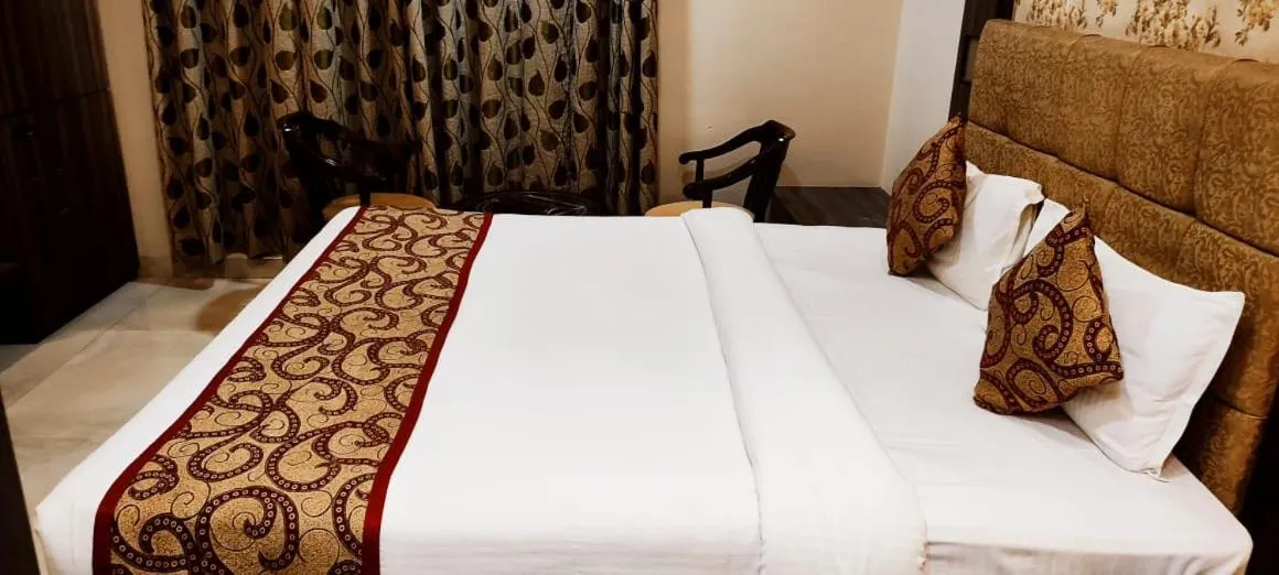 Bedroom, Bed in Hotel Ozas Grand