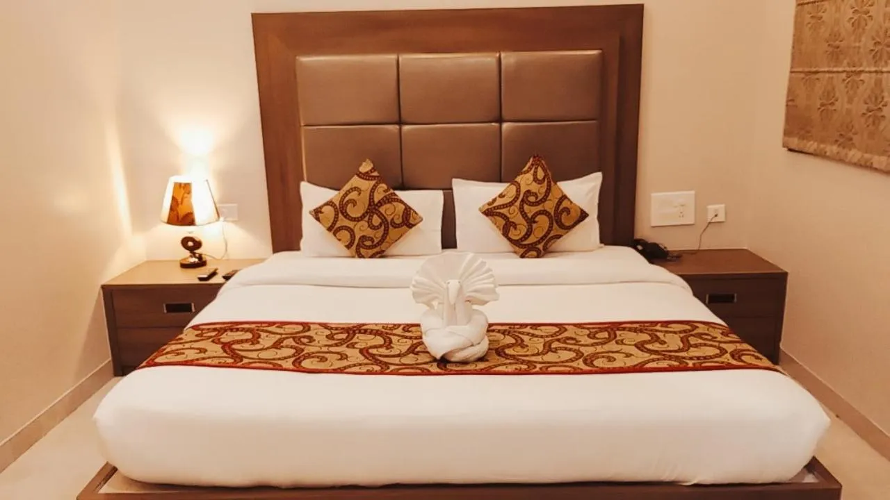 Bed in Hotel Ozas Grand