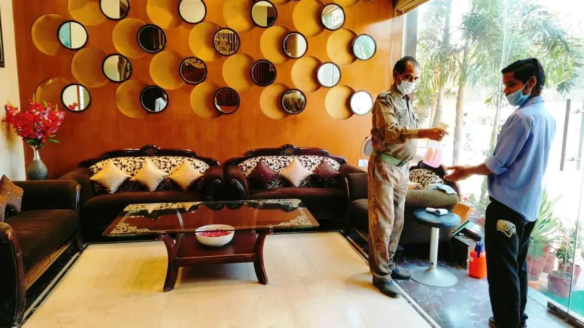 Lobby or reception in Hotel Ozas Grand