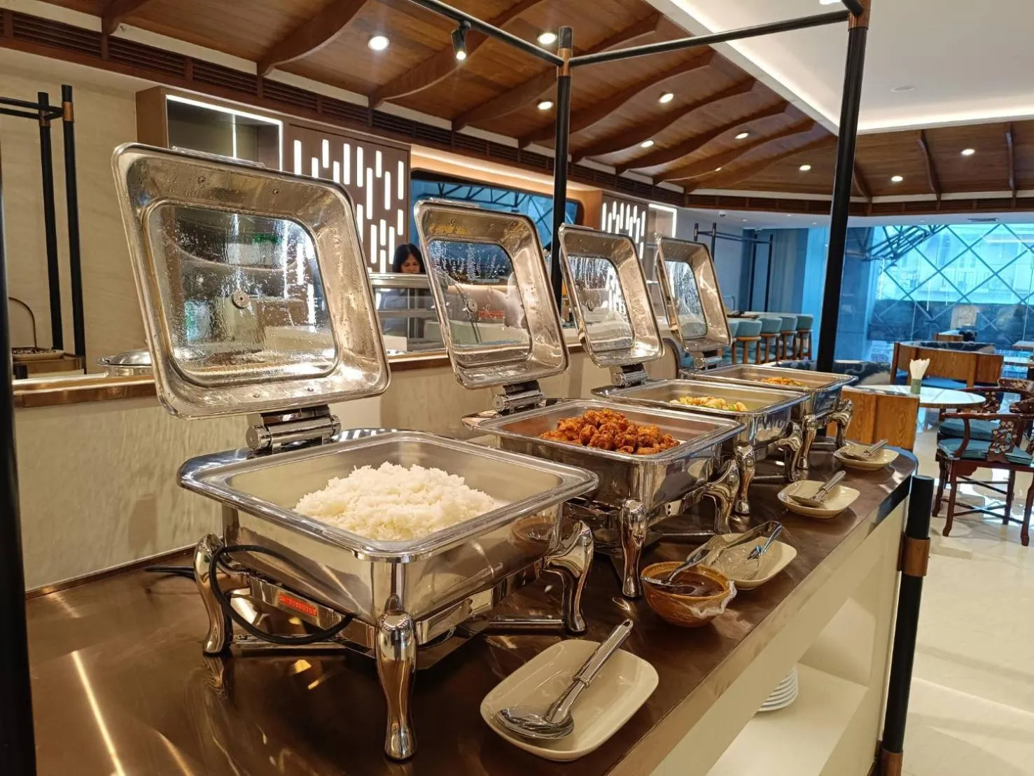 Restaurant/places to eat in Cloudotel Walking Street Pattaya