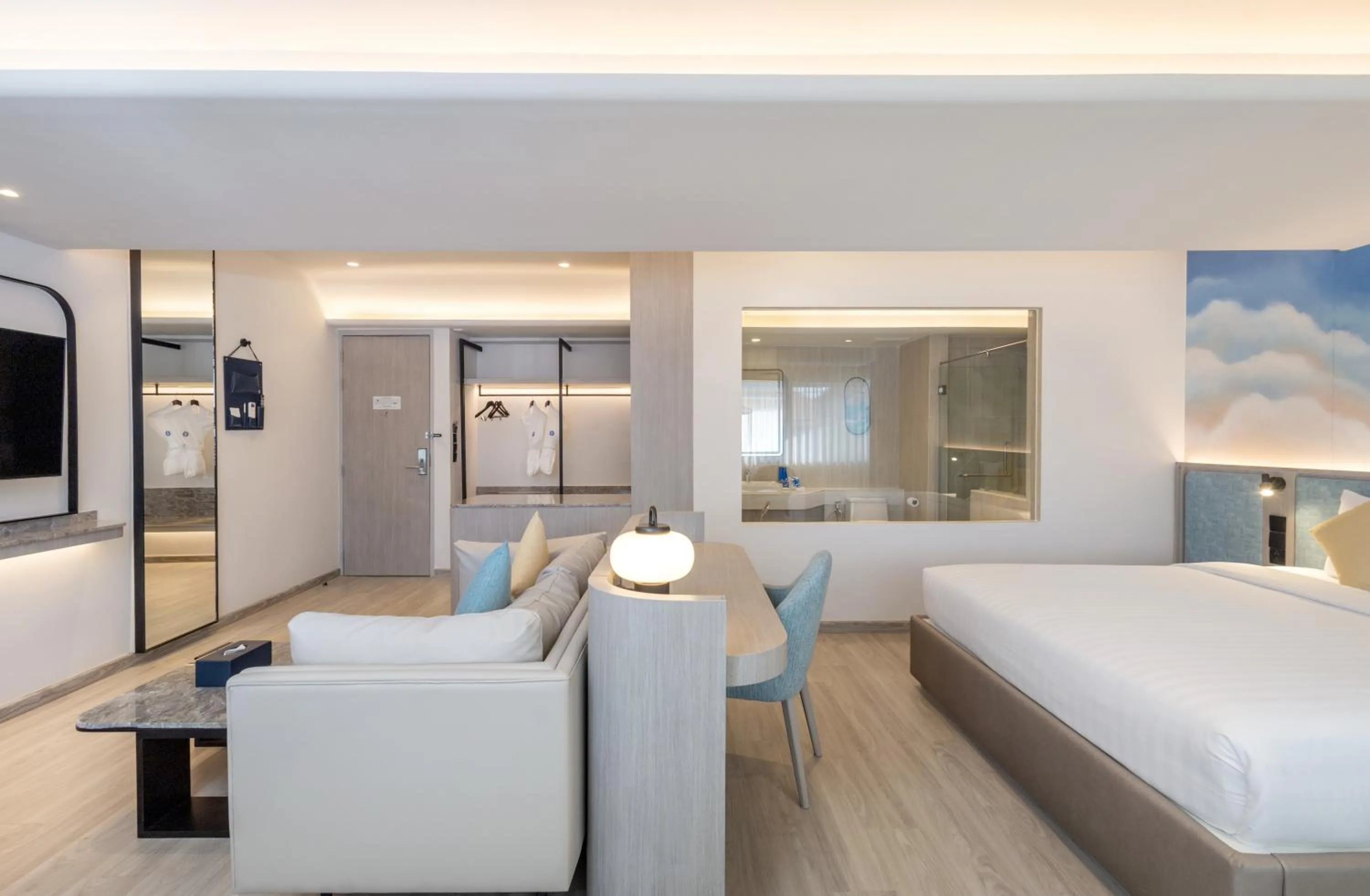 Bedroom, Bed in Cloudotel Walking Street Pattaya