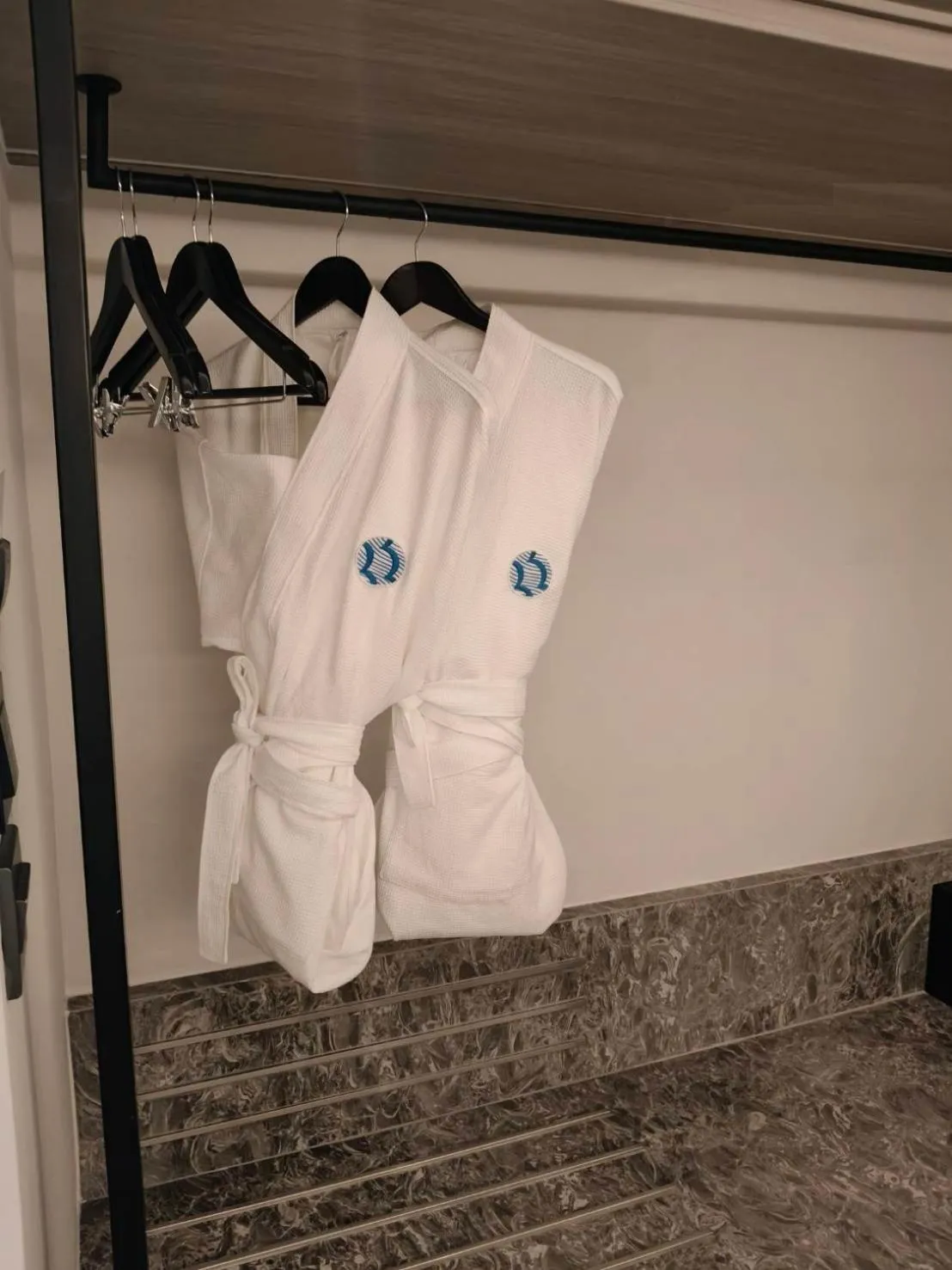 wardrobe in Cloudotel Walking Street Pattaya