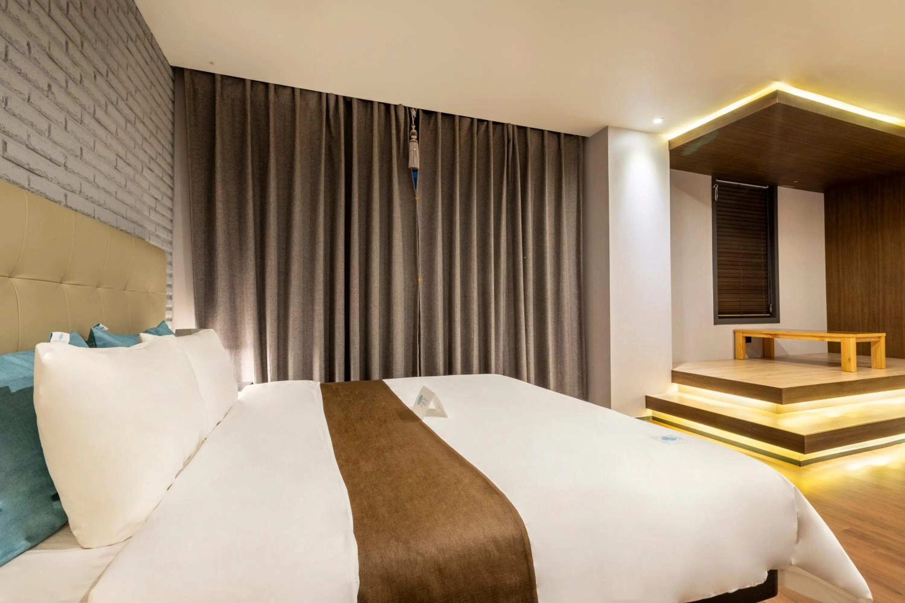 Bed in Sorgente Business Hotel