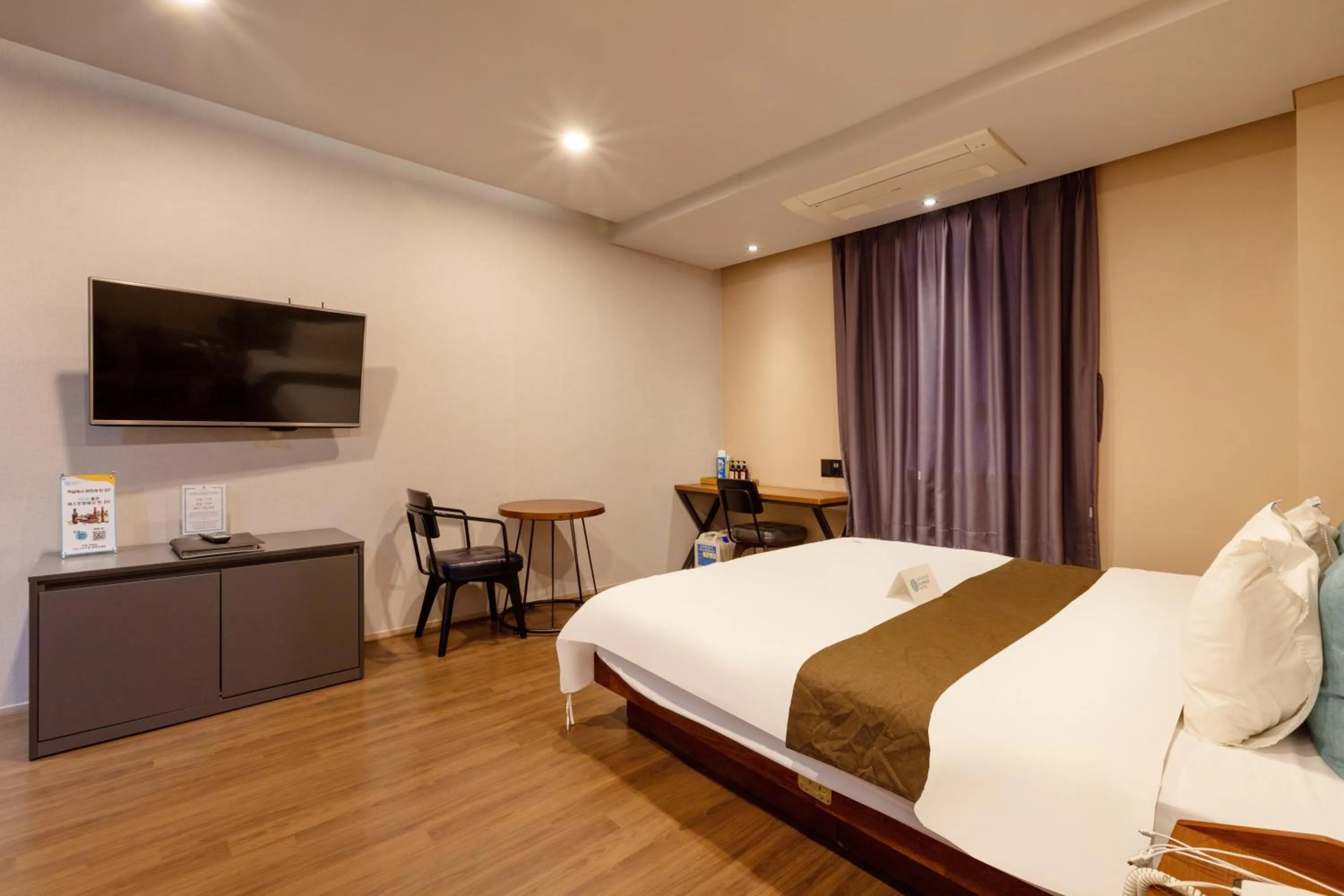 Bed in Sorgente Business Hotel