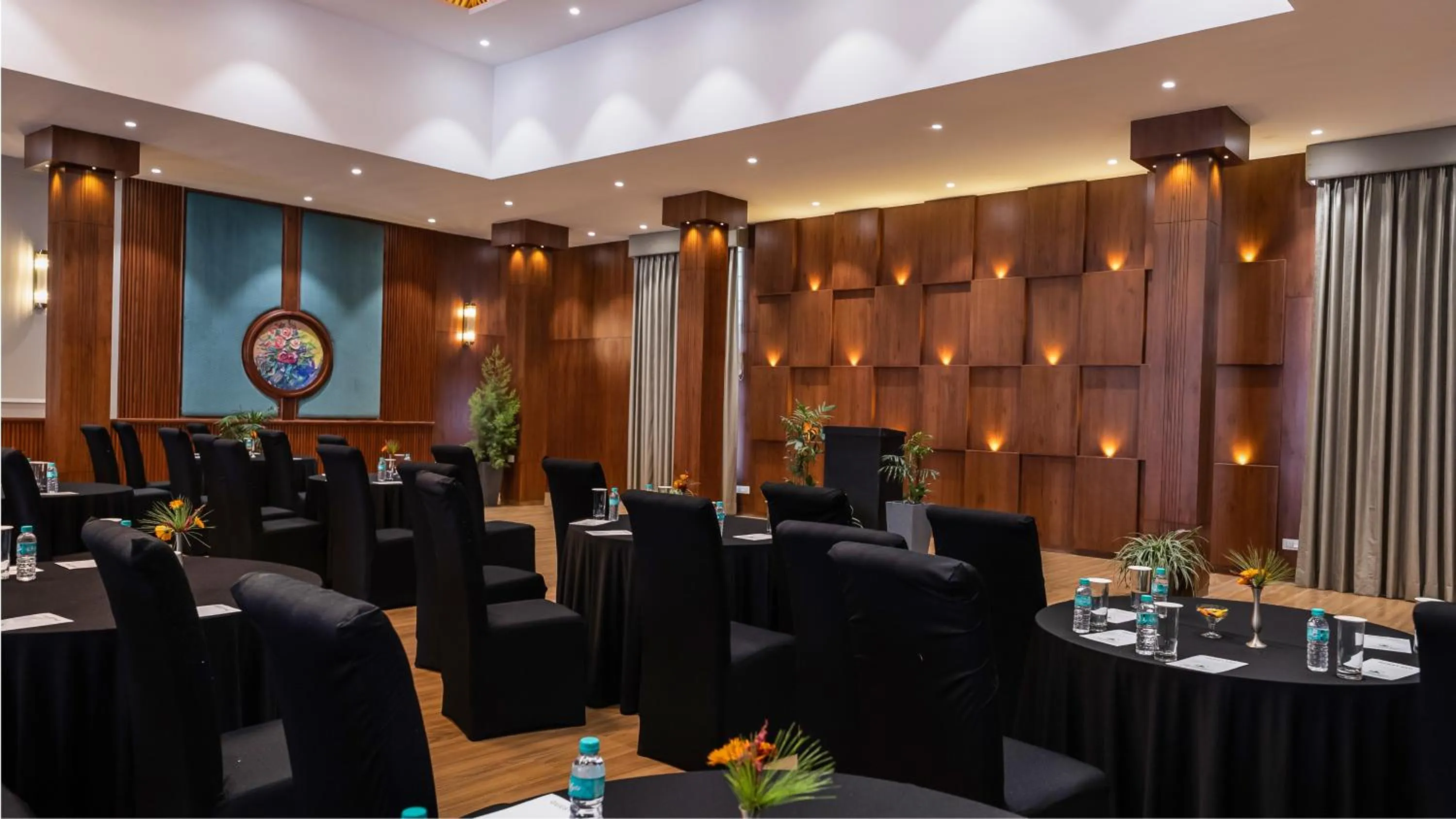 Banquet/Function facilities in Kufri Pacific Resort