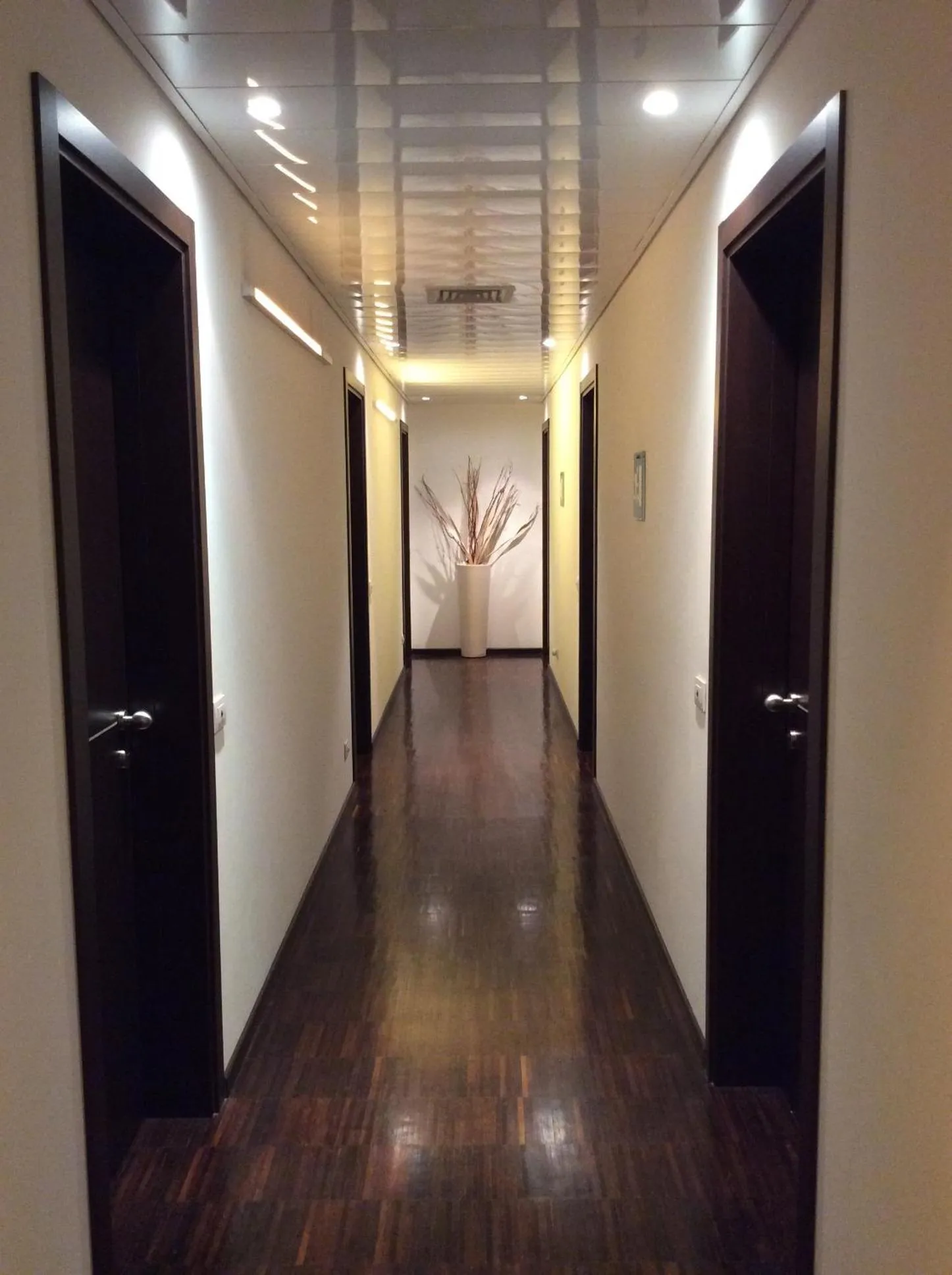 Decorative detail in 15.92 Hotel