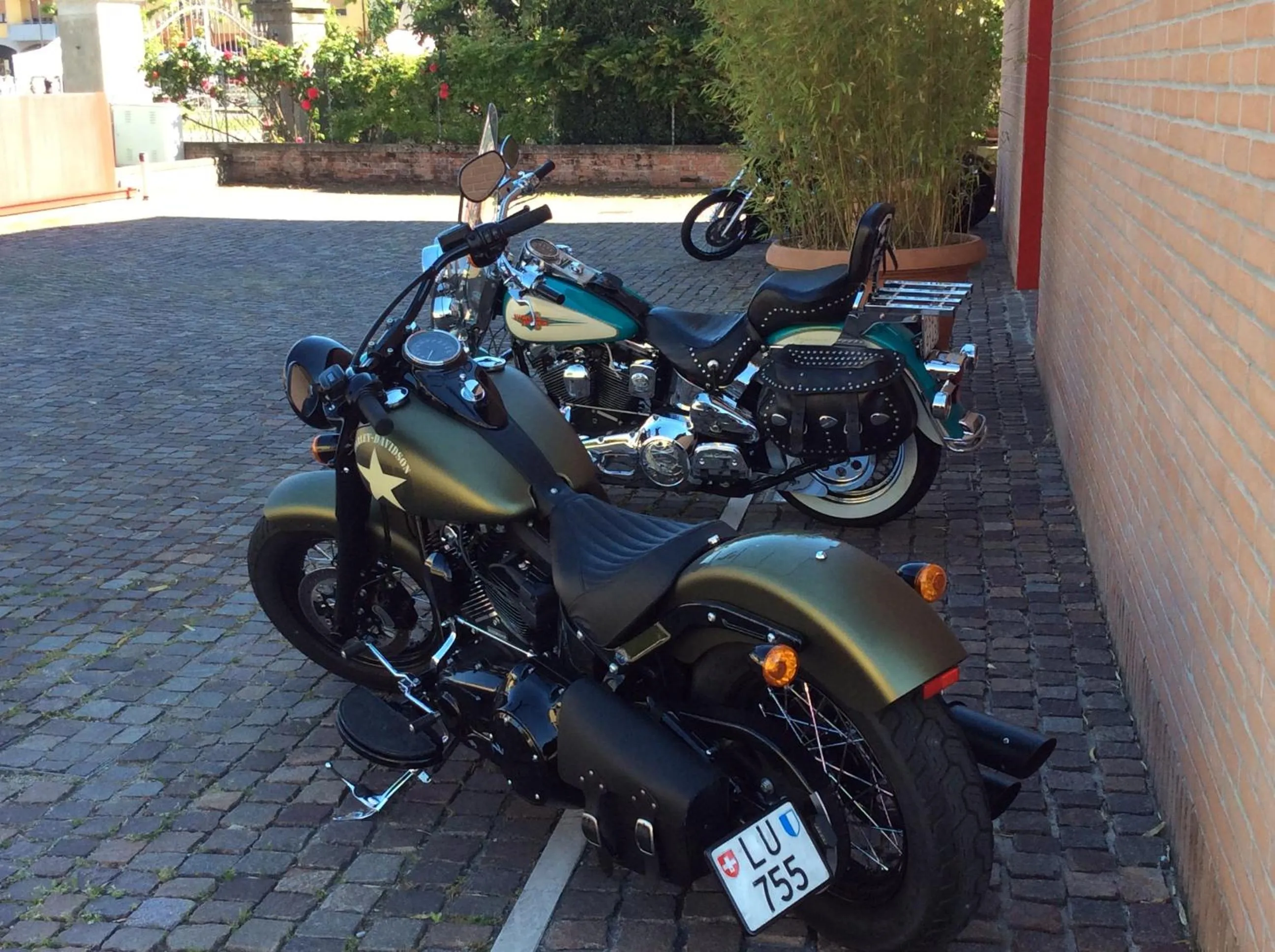 Facade/entrance in 15.92 Hotel