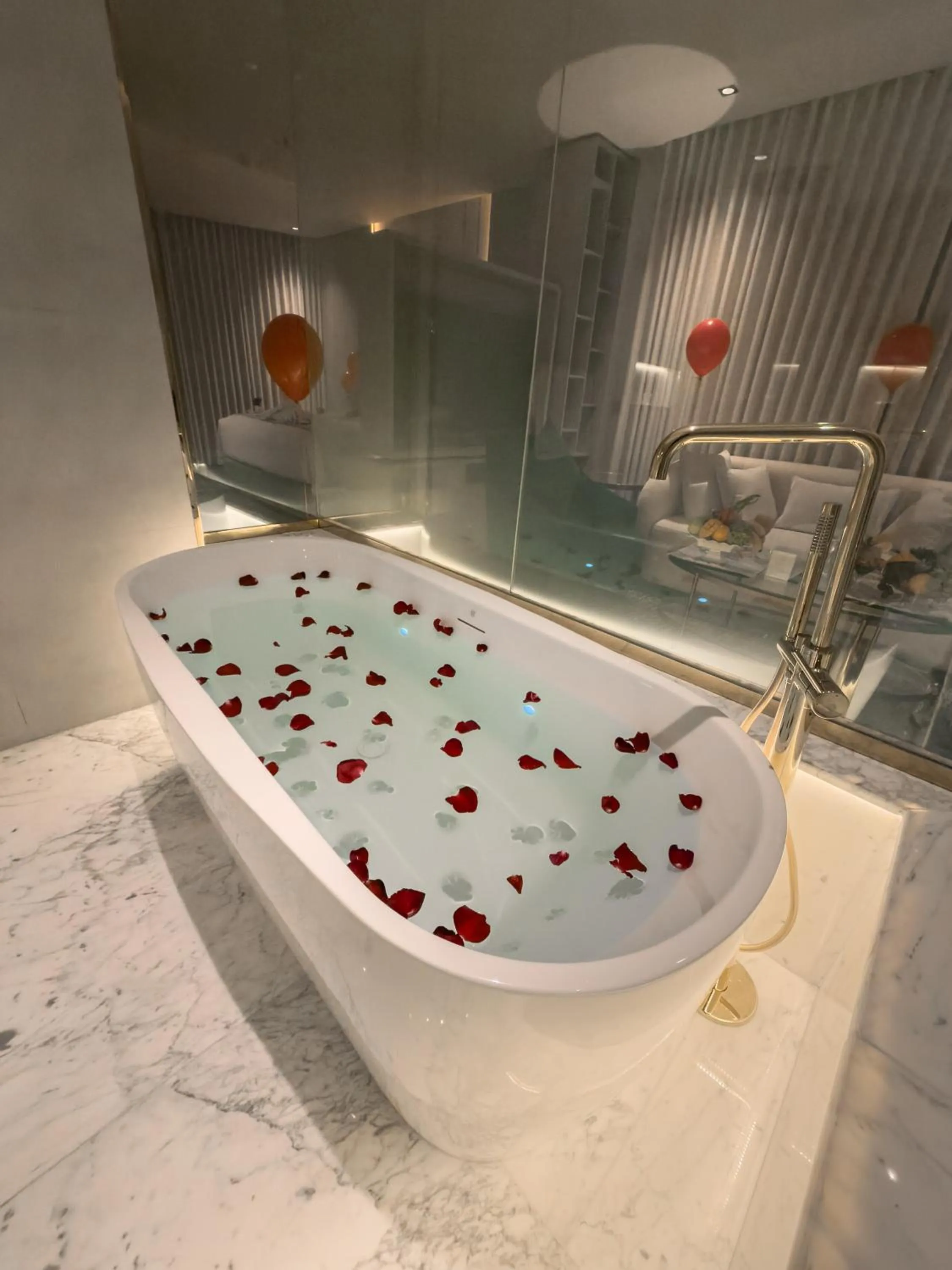 Rose Garden Hotel فندق روز جاردن