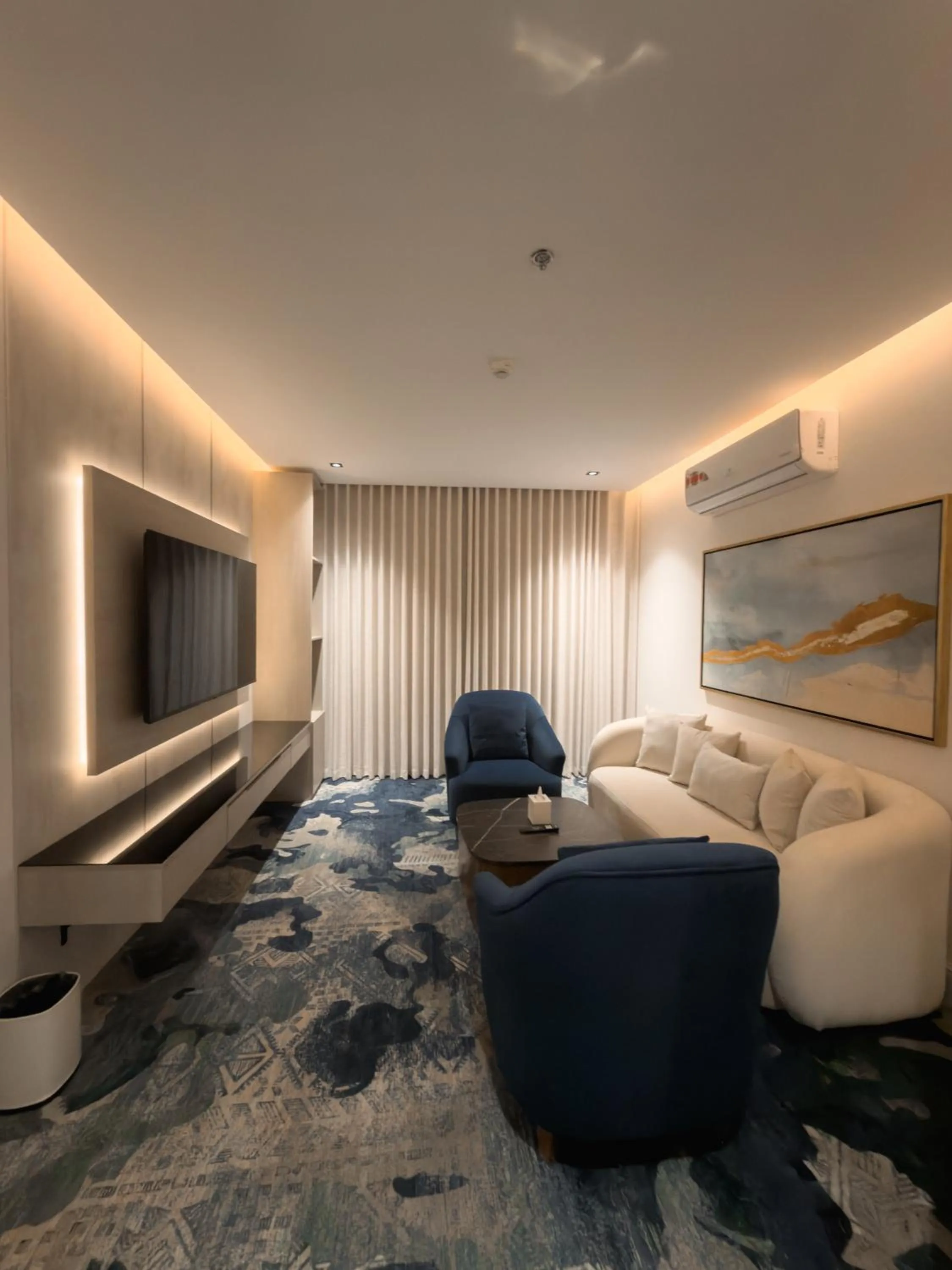 Rose Garden Hotel فندق روز جاردن