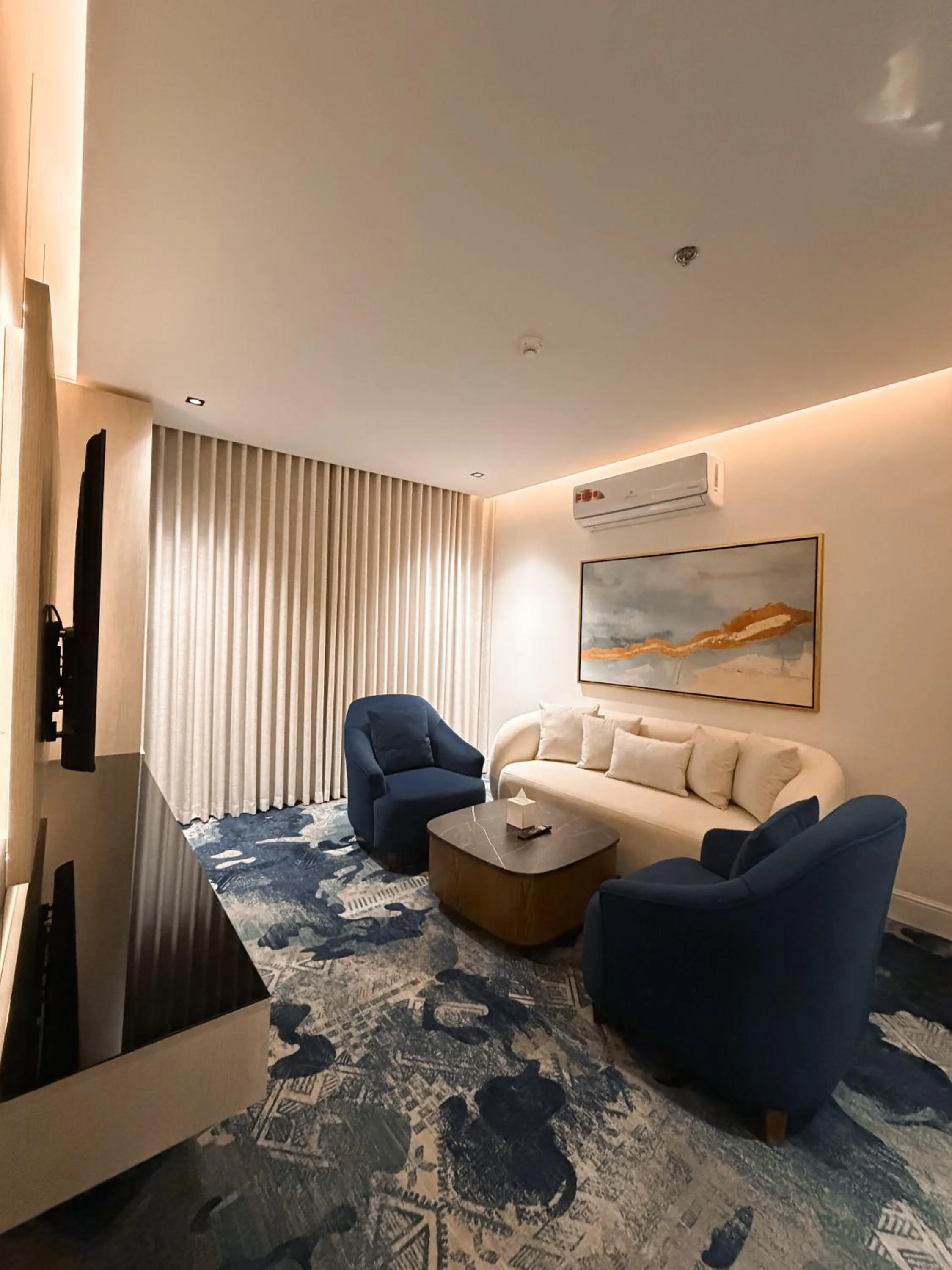 Rose Garden Hotel فندق روز جاردن