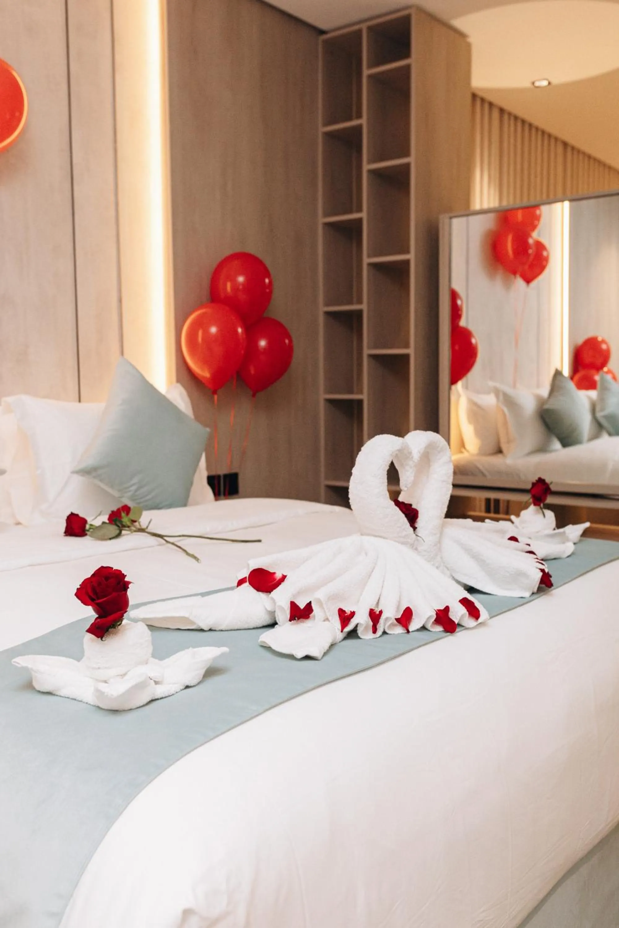 Bed in Rose Garden Hotel فندق روز جاردن