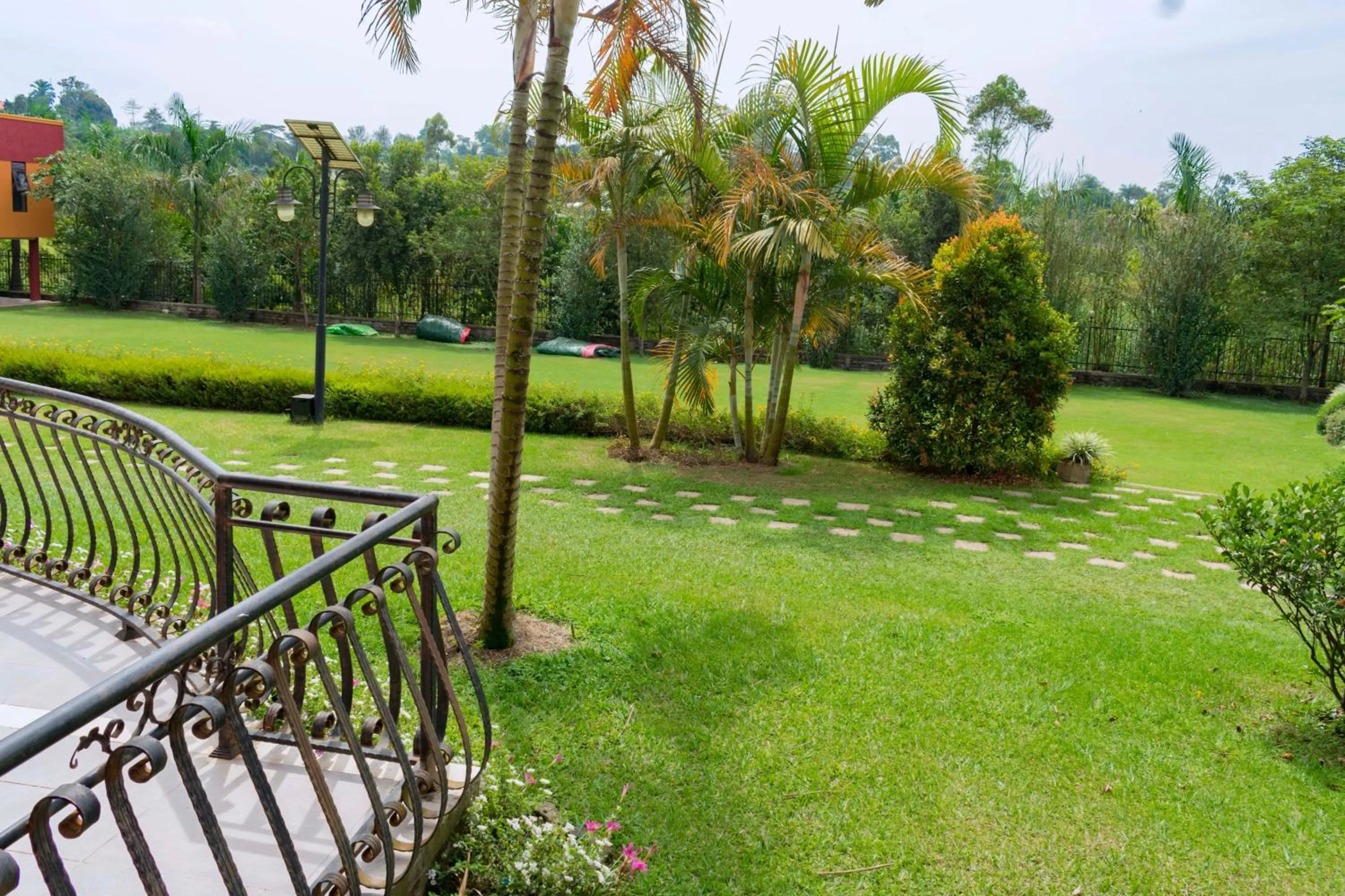 Garden in Fort Fun City Hotel Fort Portal