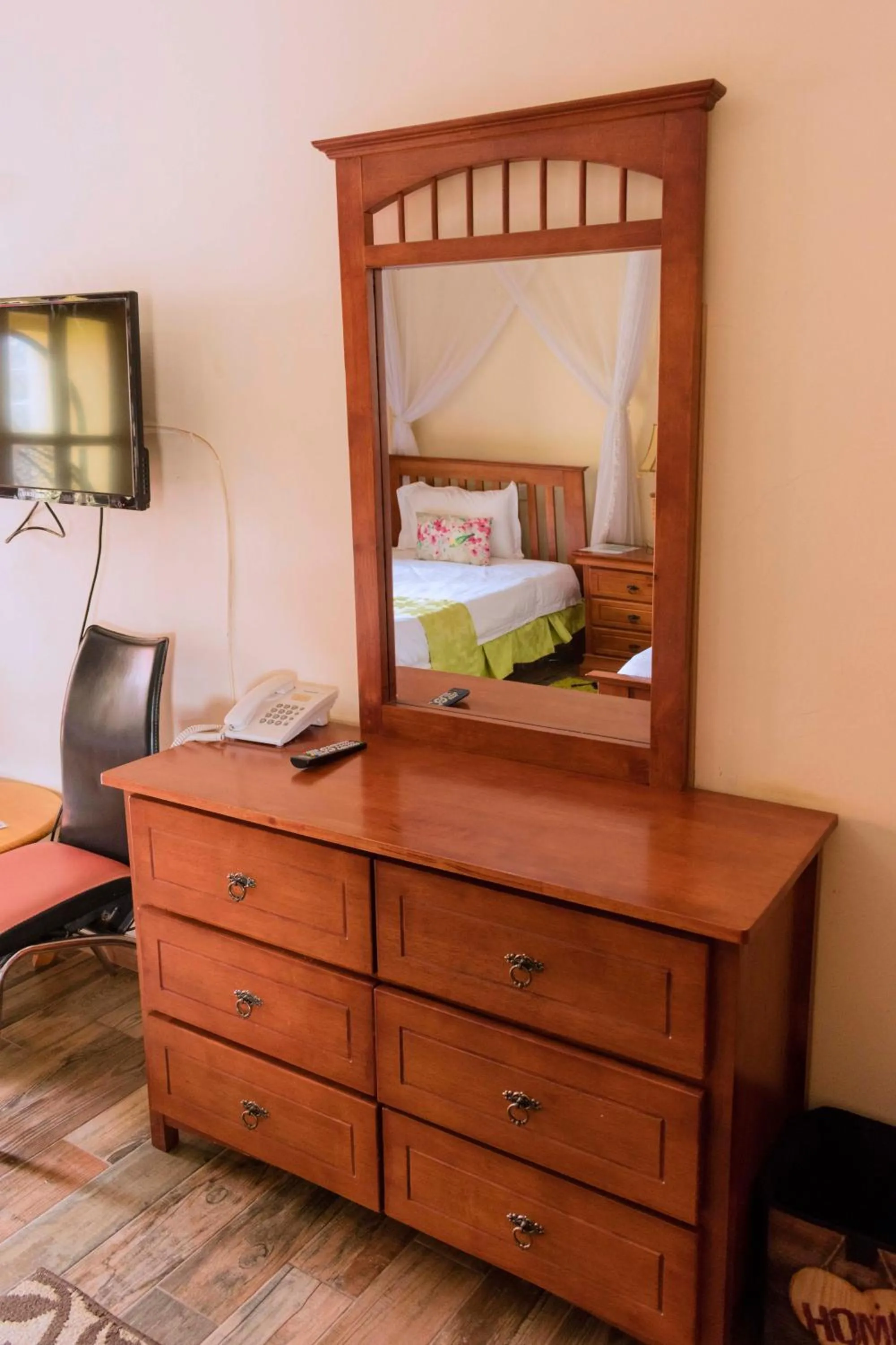 TV and multimedia in Fort Fun City Hotel Fort Portal