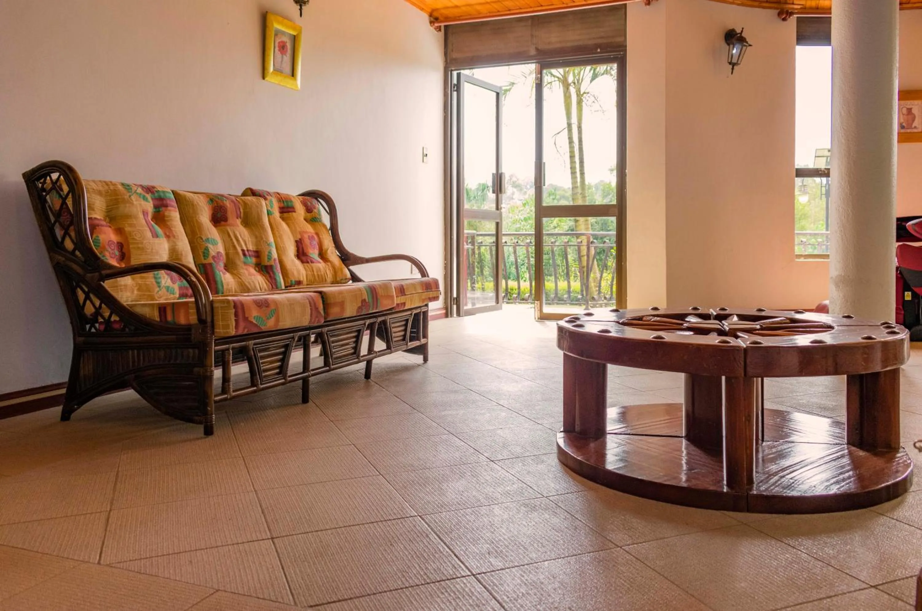 Lounge or bar in Fort Fun City Hotel Fort Portal