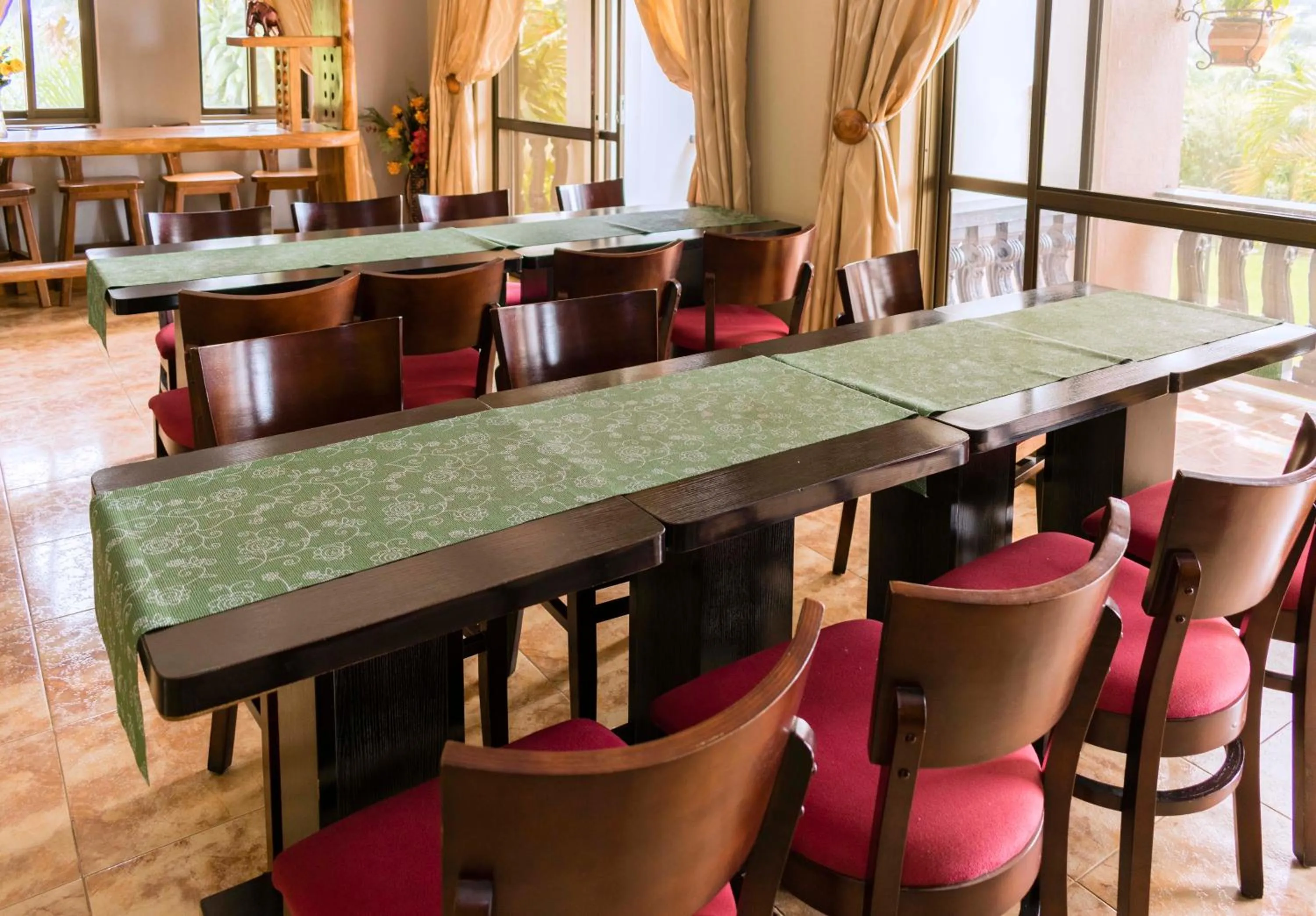 Restaurant/places to eat in Fort Fun City Hotel Fort Portal